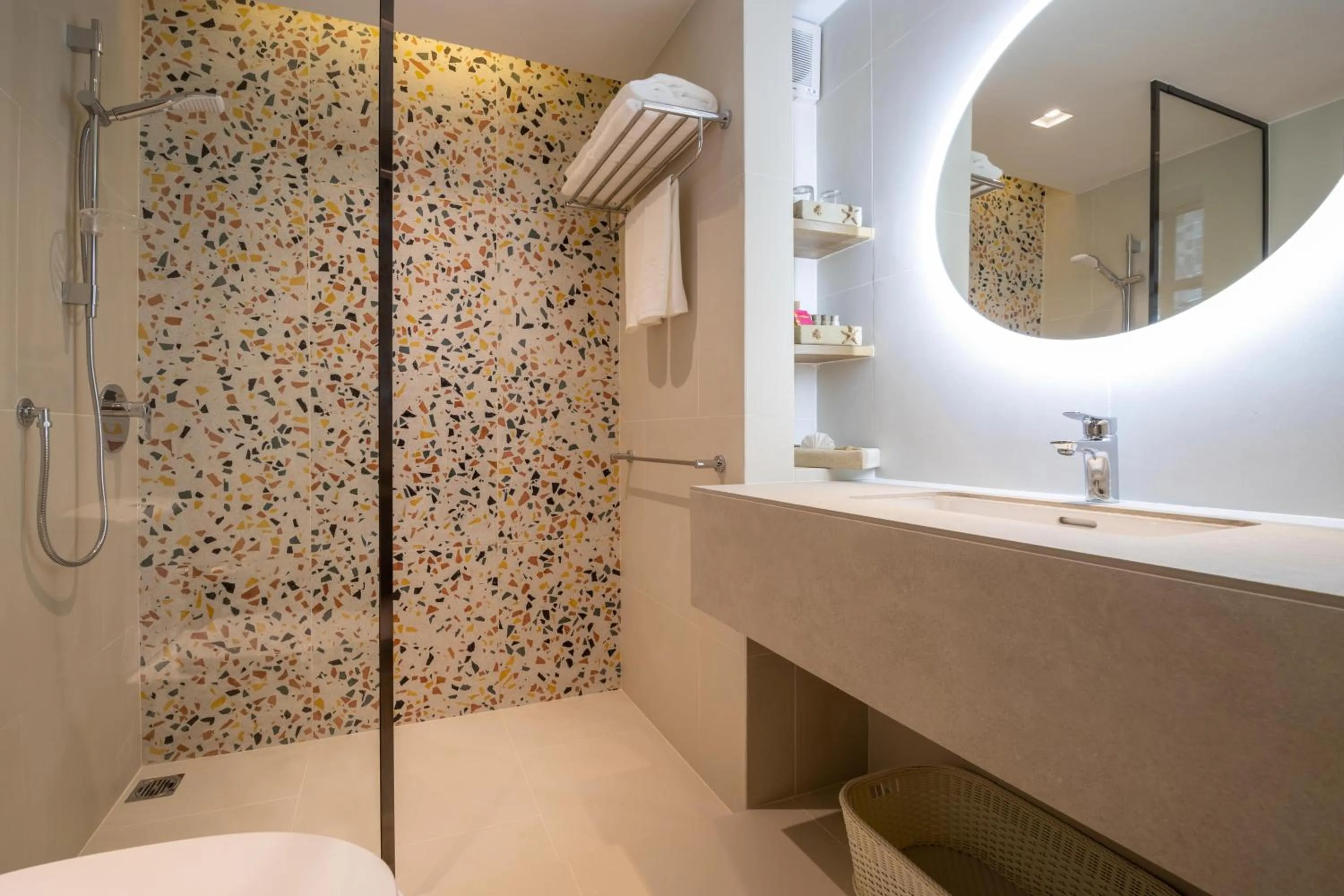 Shower in Baan Samui Resort - SHA Extra Plus