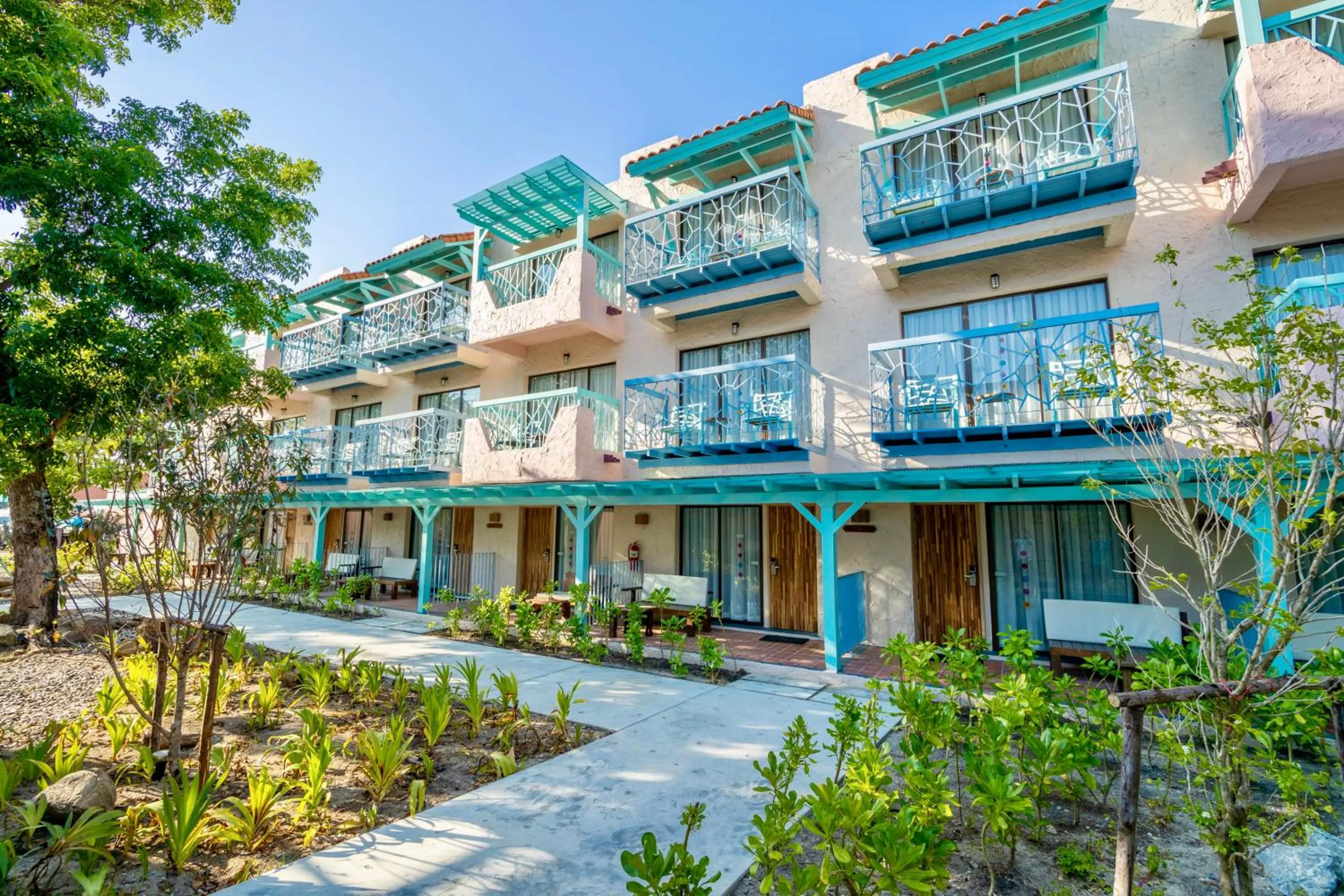 Property building in Baan Samui Resort - SHA Extra Plus