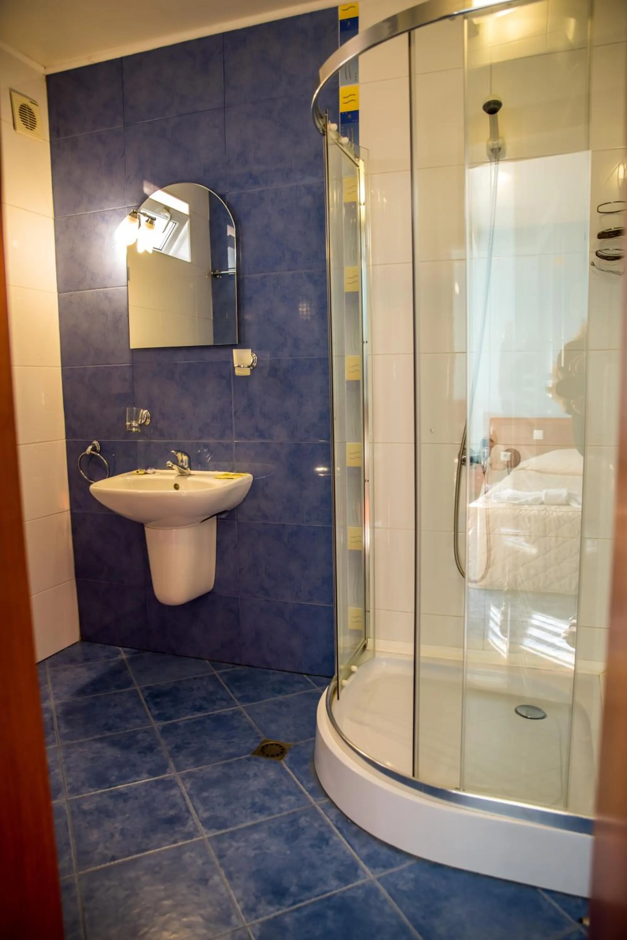 Bathroom in Bariakov Family Hotel