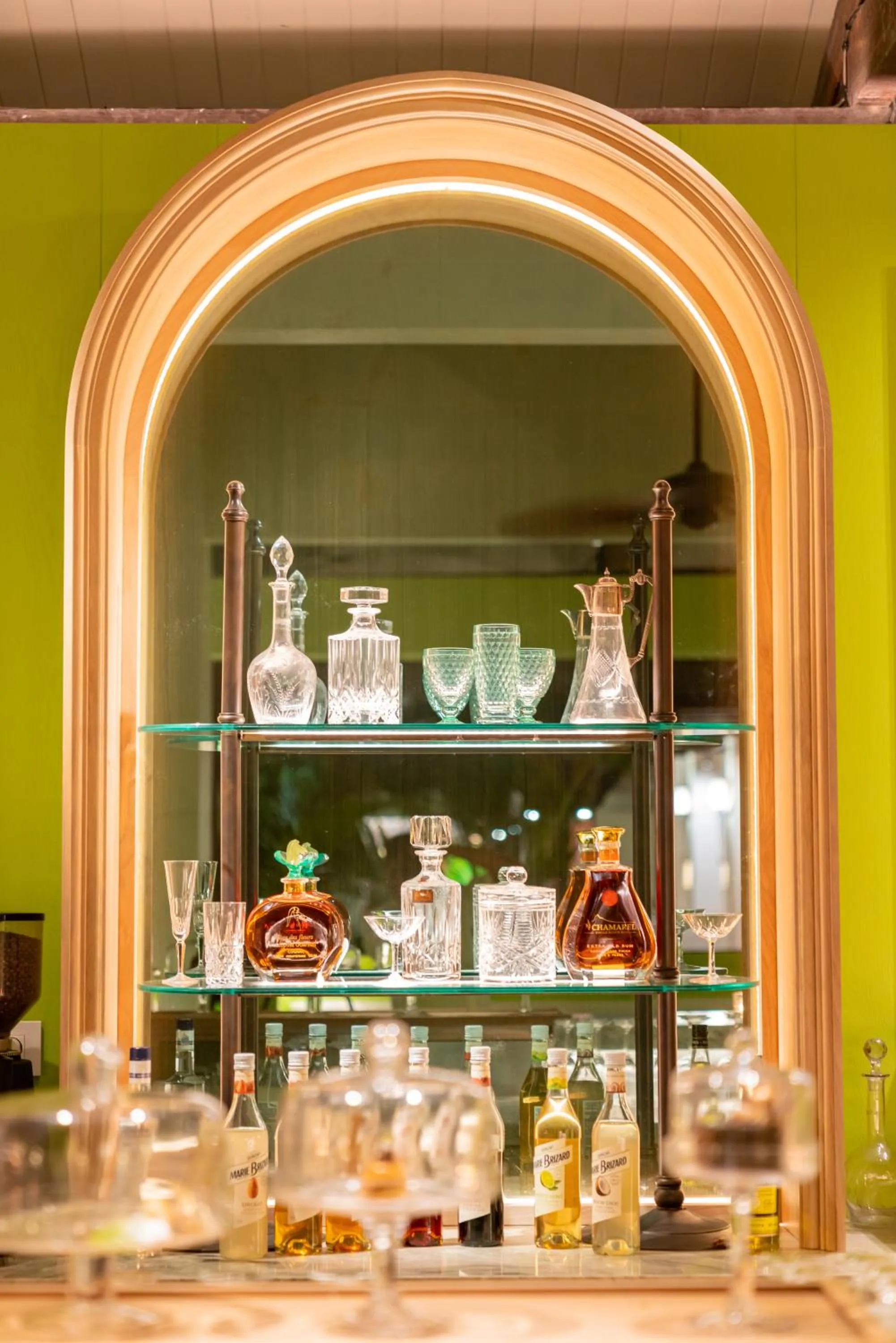 Lounge or bar in LUX* Le Morne Resort