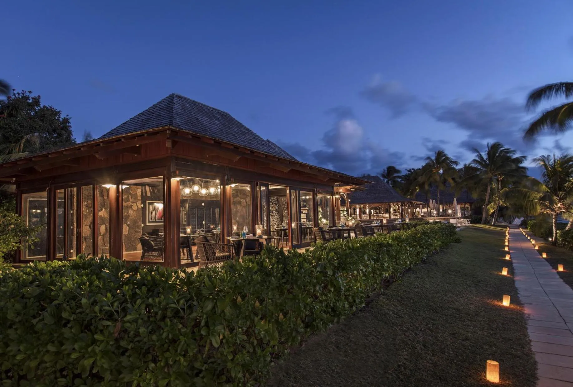 Restaurant/places to eat in LUX* Le Morne Resort