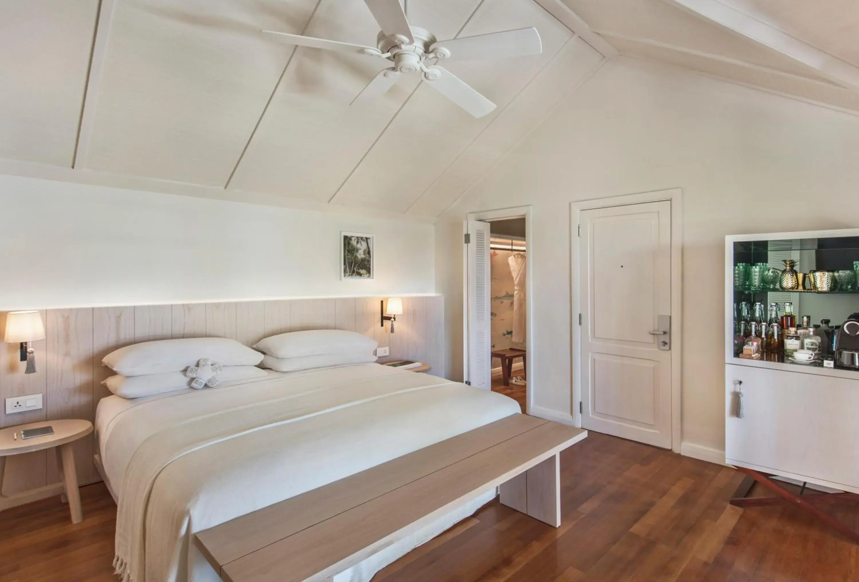 Sunset Junior Suite in LUX* Le Morne Resort Sunset Junior Suite in LUX* Le Morne Resort