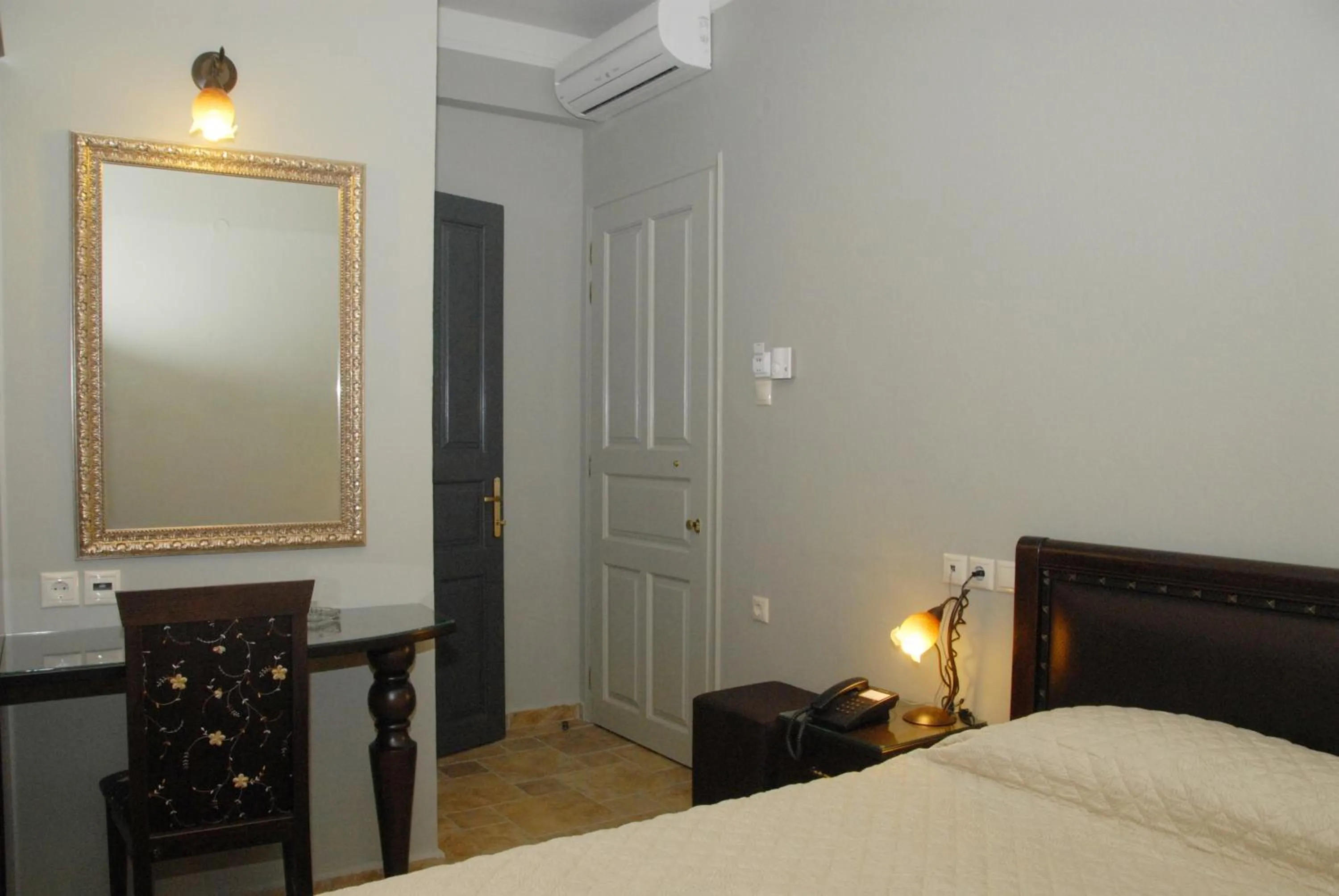 Decorative detail, Bed in Hotel Filoxenia