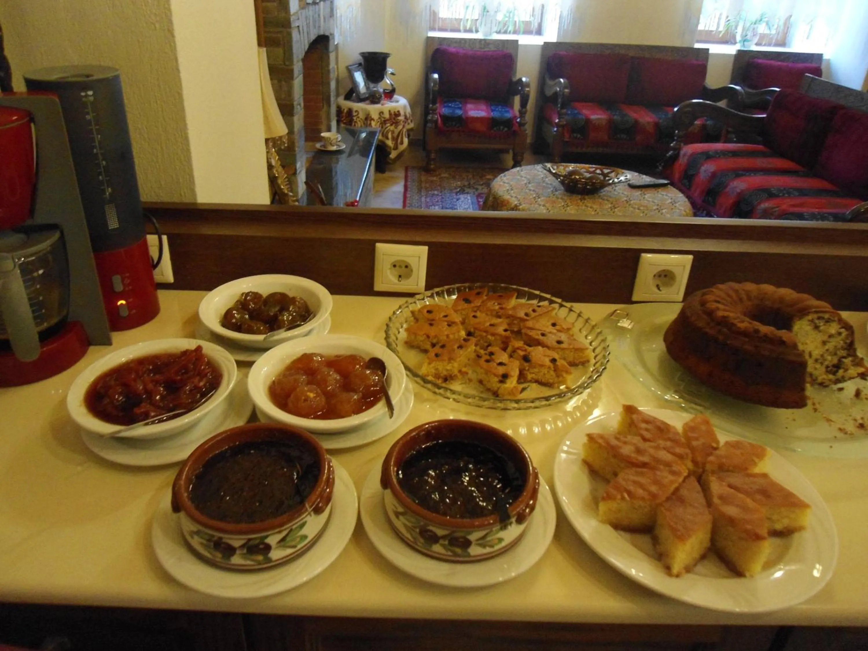 Food and drinks in Hotel Filoxenia