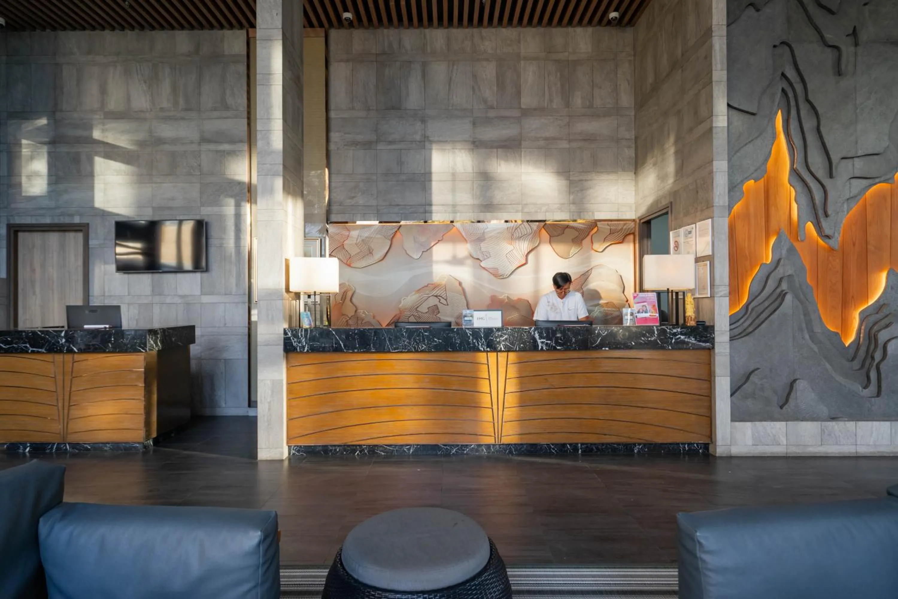 Lobby or reception in Holiday Inn Resort Krabi Ao Nang Beach by IHG