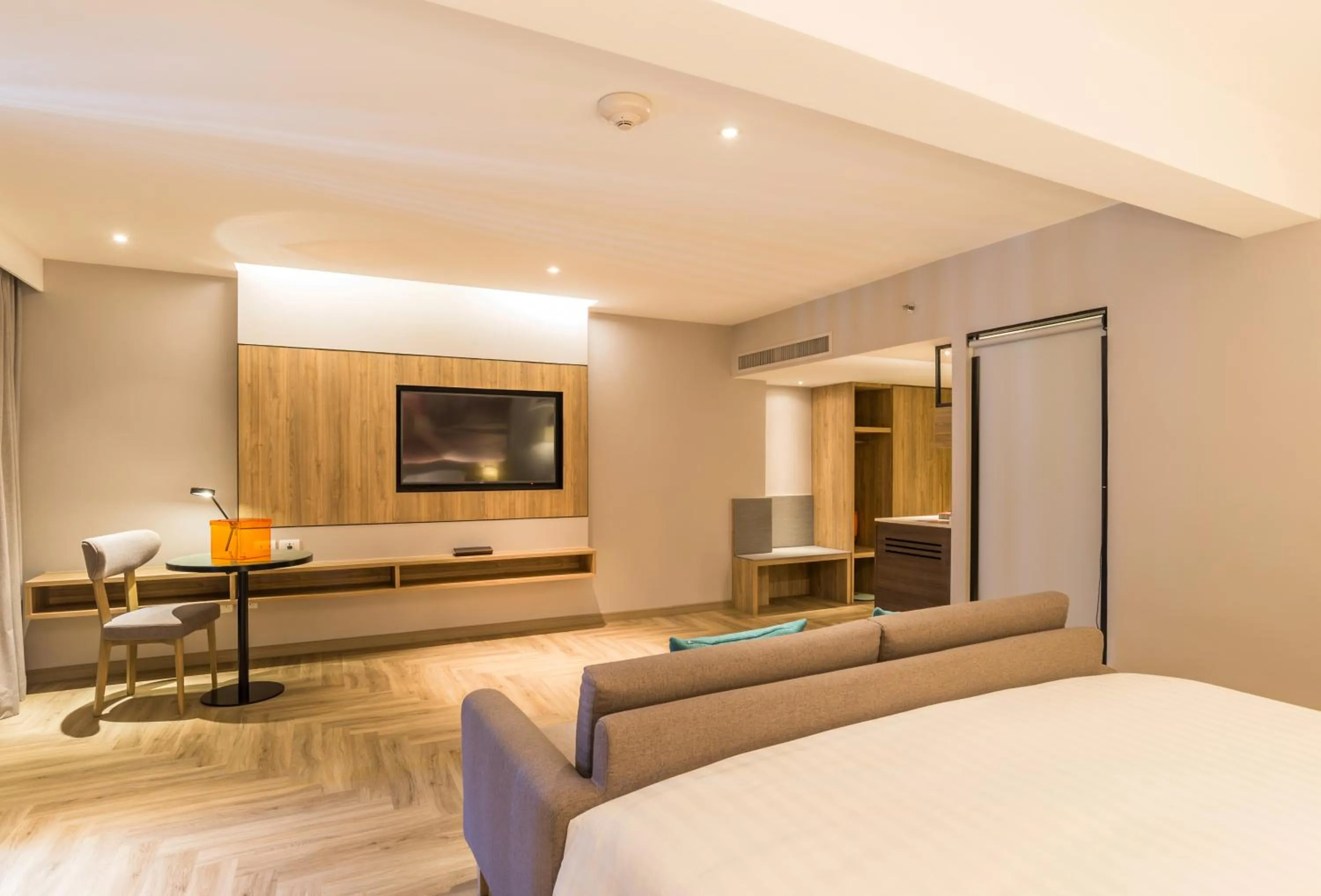 TV and multimedia, Bed in Holiday Inn Resort Krabi Ao Nang Beach by IHG