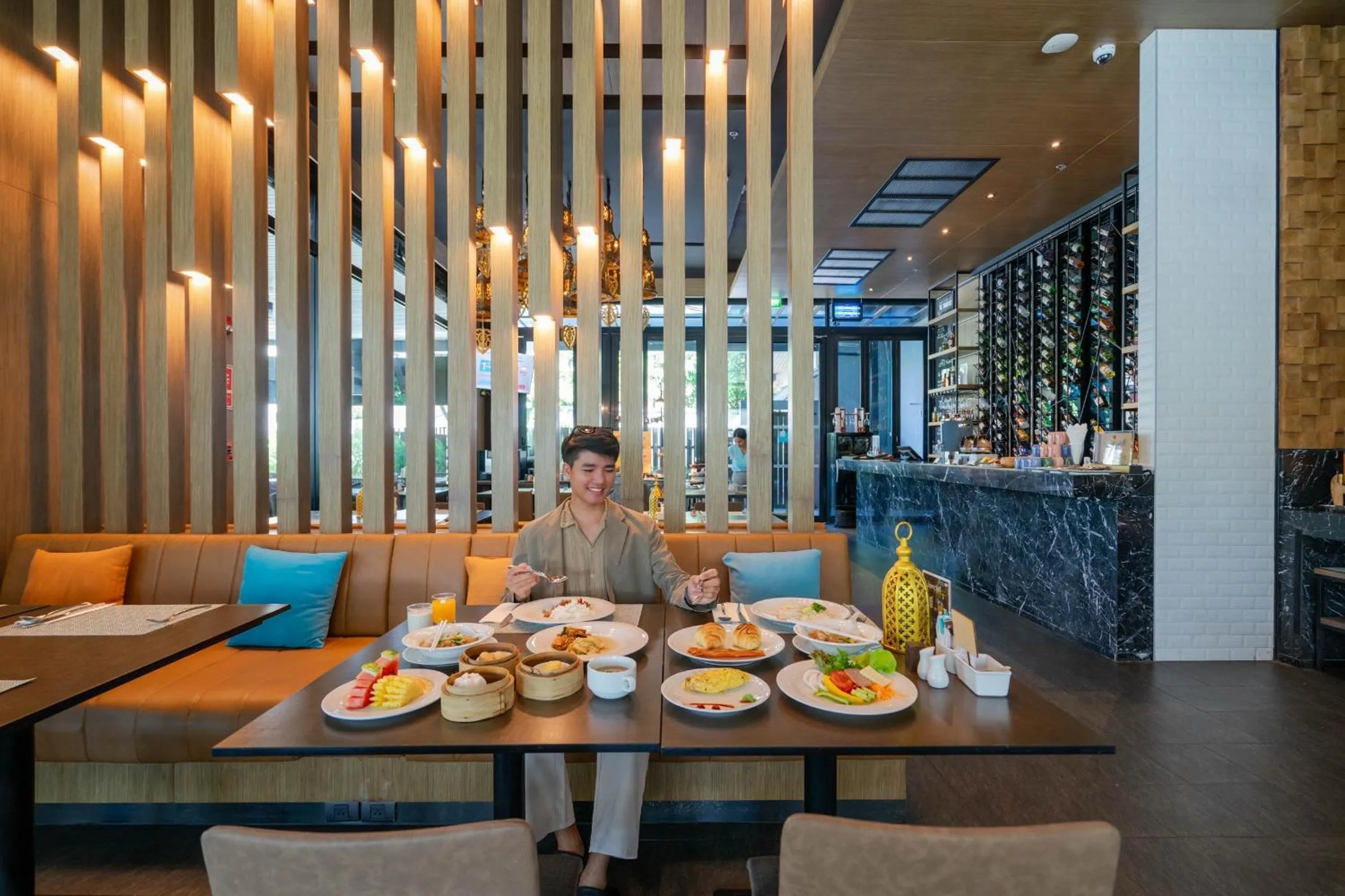 Restaurant/places to eat in Holiday Inn Resort Krabi Ao Nang Beach by IHG