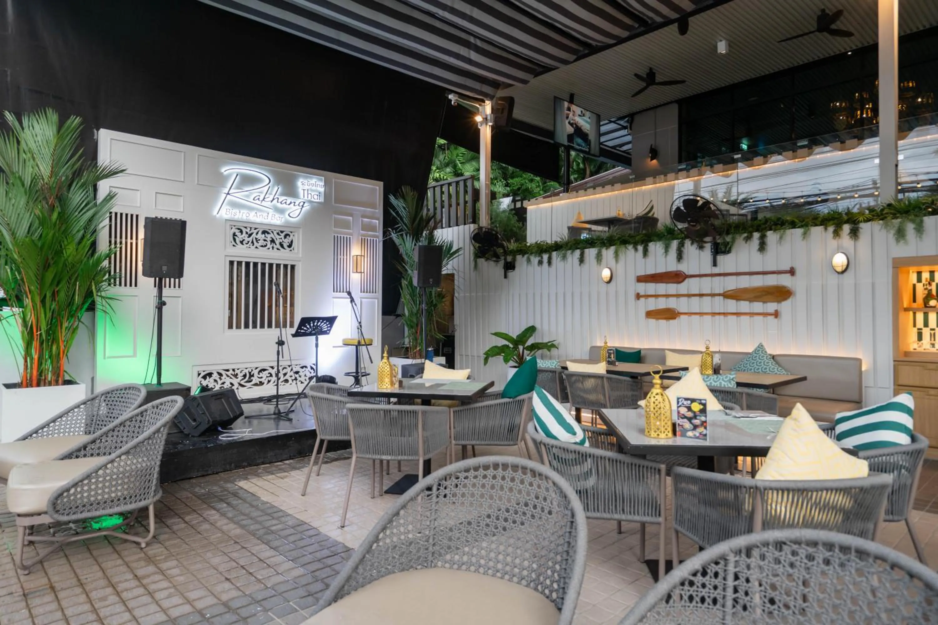 Restaurant/places to eat in Holiday Inn Resort Krabi Ao Nang Beach by IHG