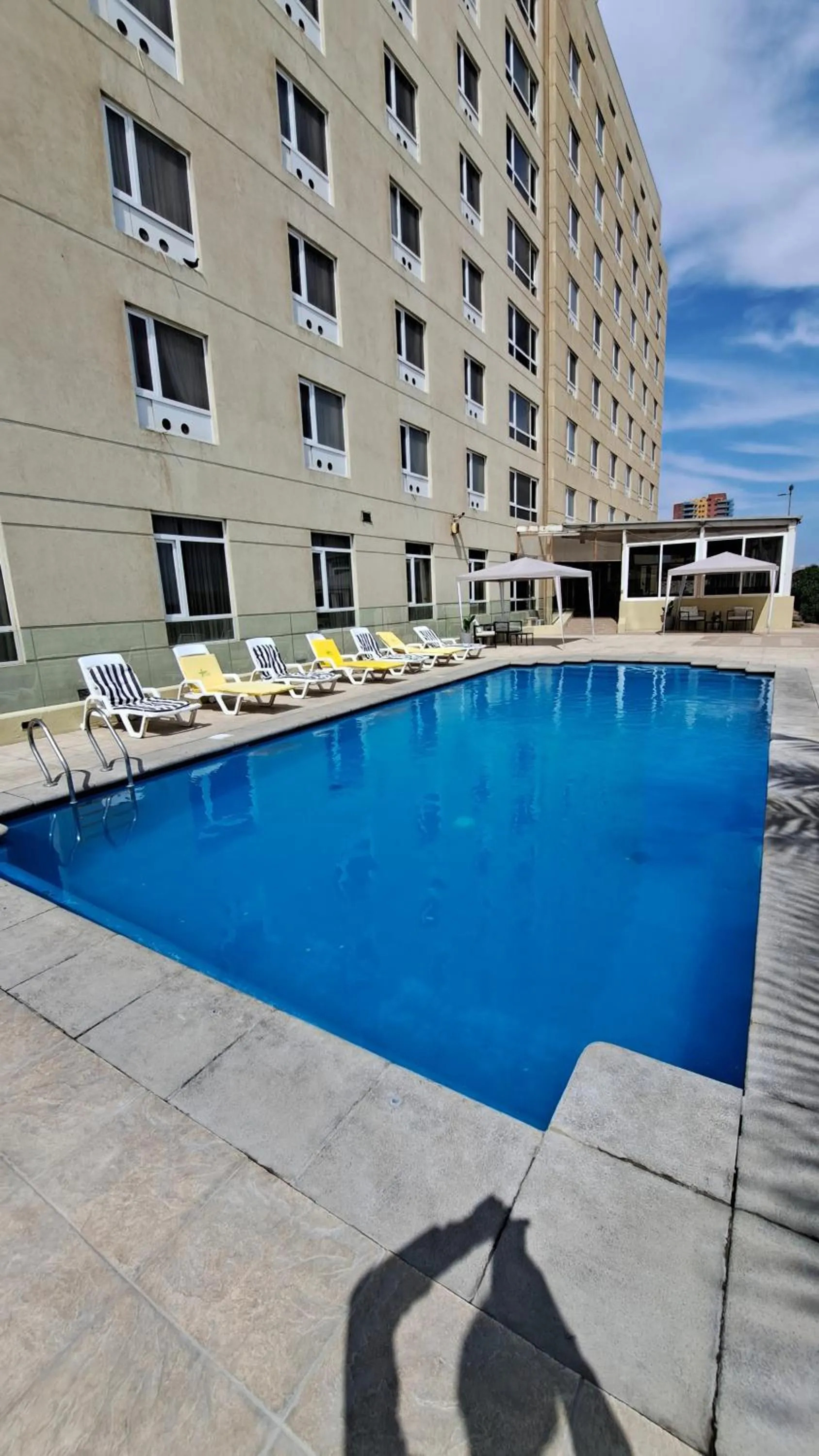 Swimming pool in Hotel Diego De Almagro Arica