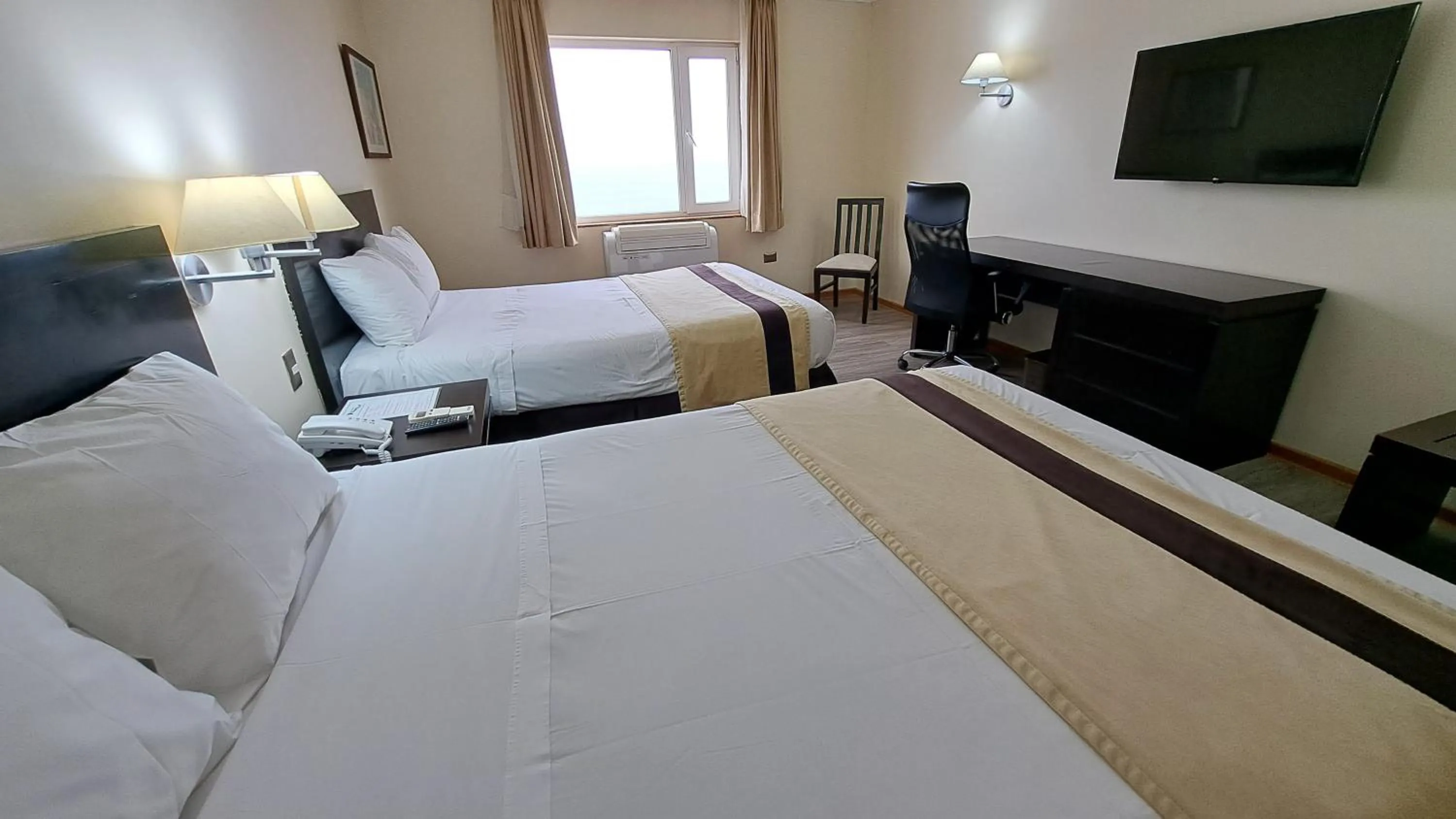 Bedroom, Bed in Hotel Diego De Almagro Arica