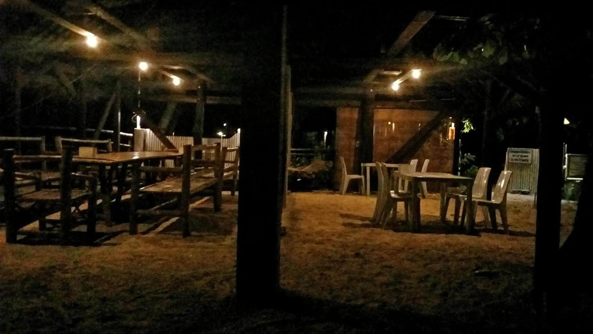 Restaurant/places to eat in AABANA Beach & Watersport Resort