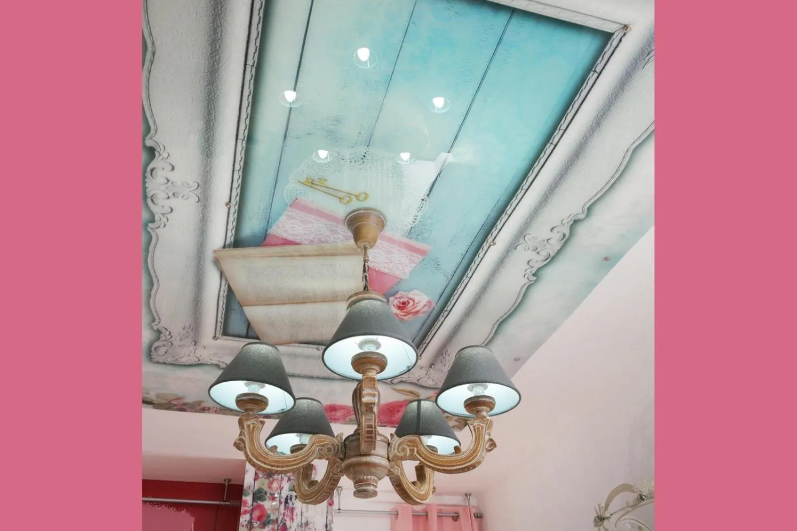 Decorative detail in Milano Affittacamere