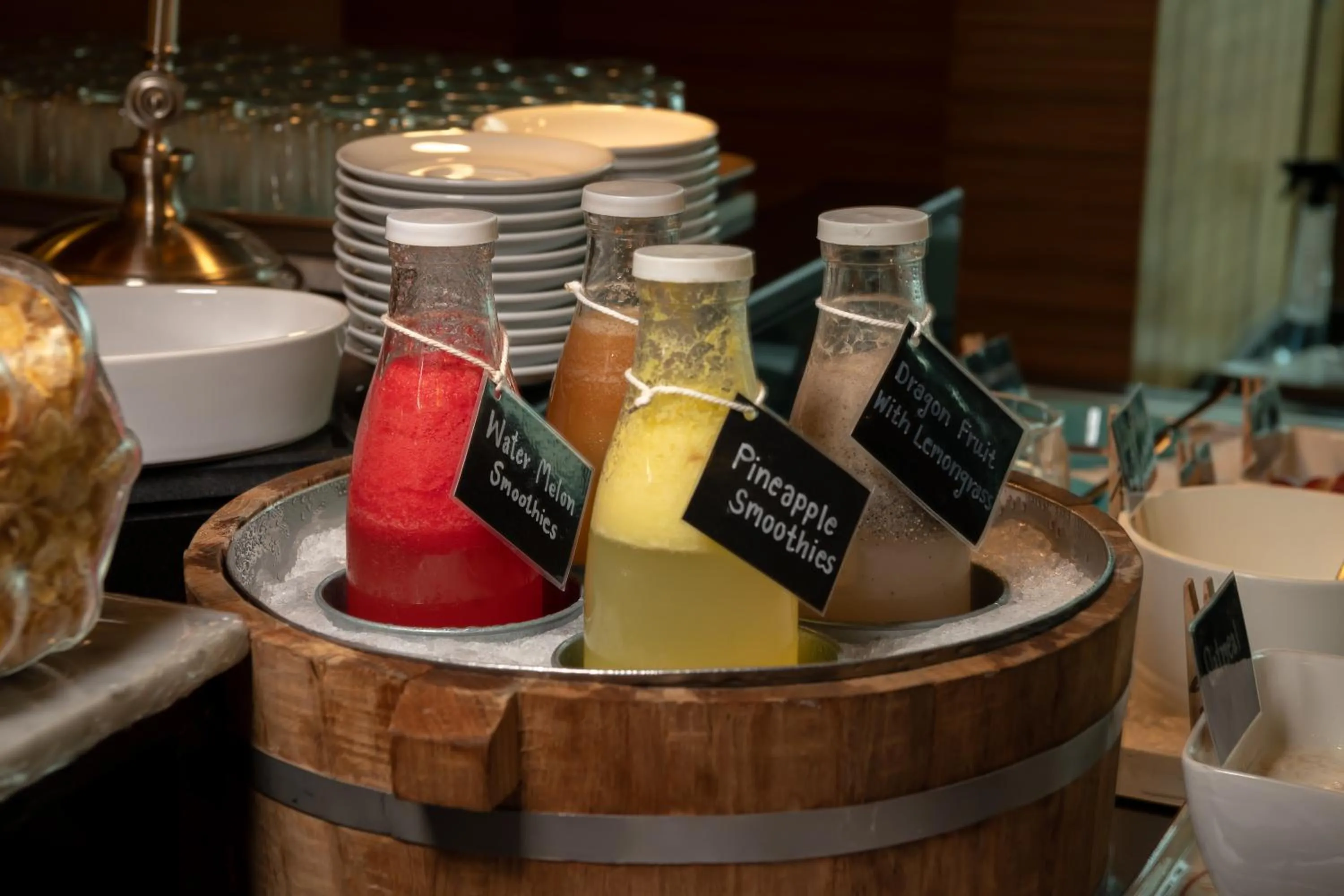 Food and drinks in Jasmine City Hotel