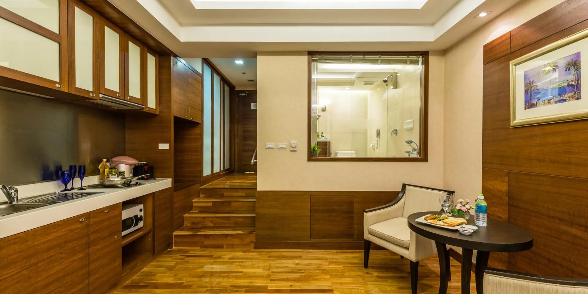 Kitchen or kitchenette in Jasmine City Hotel