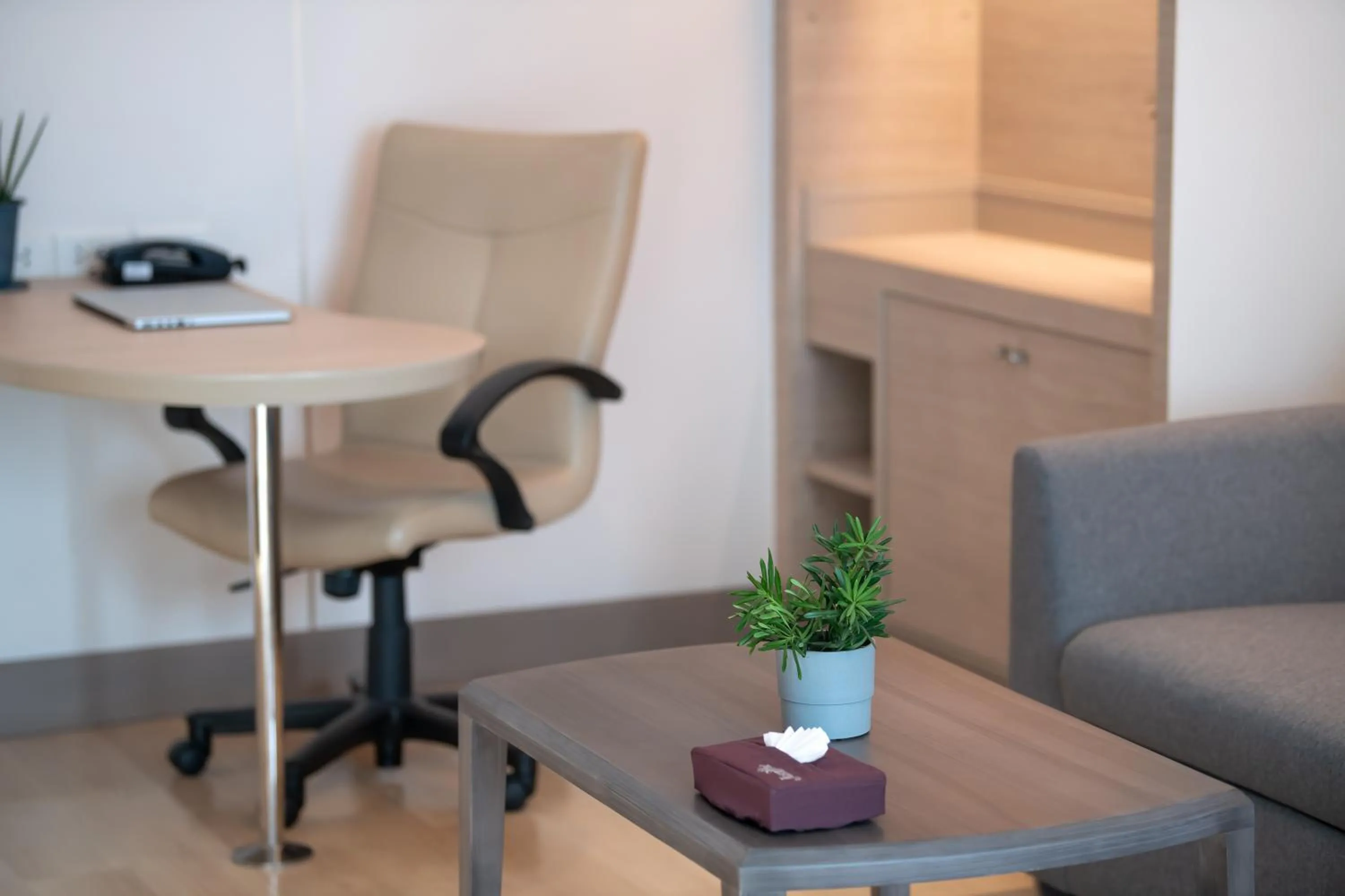 Living room in Jasmine City Hotel