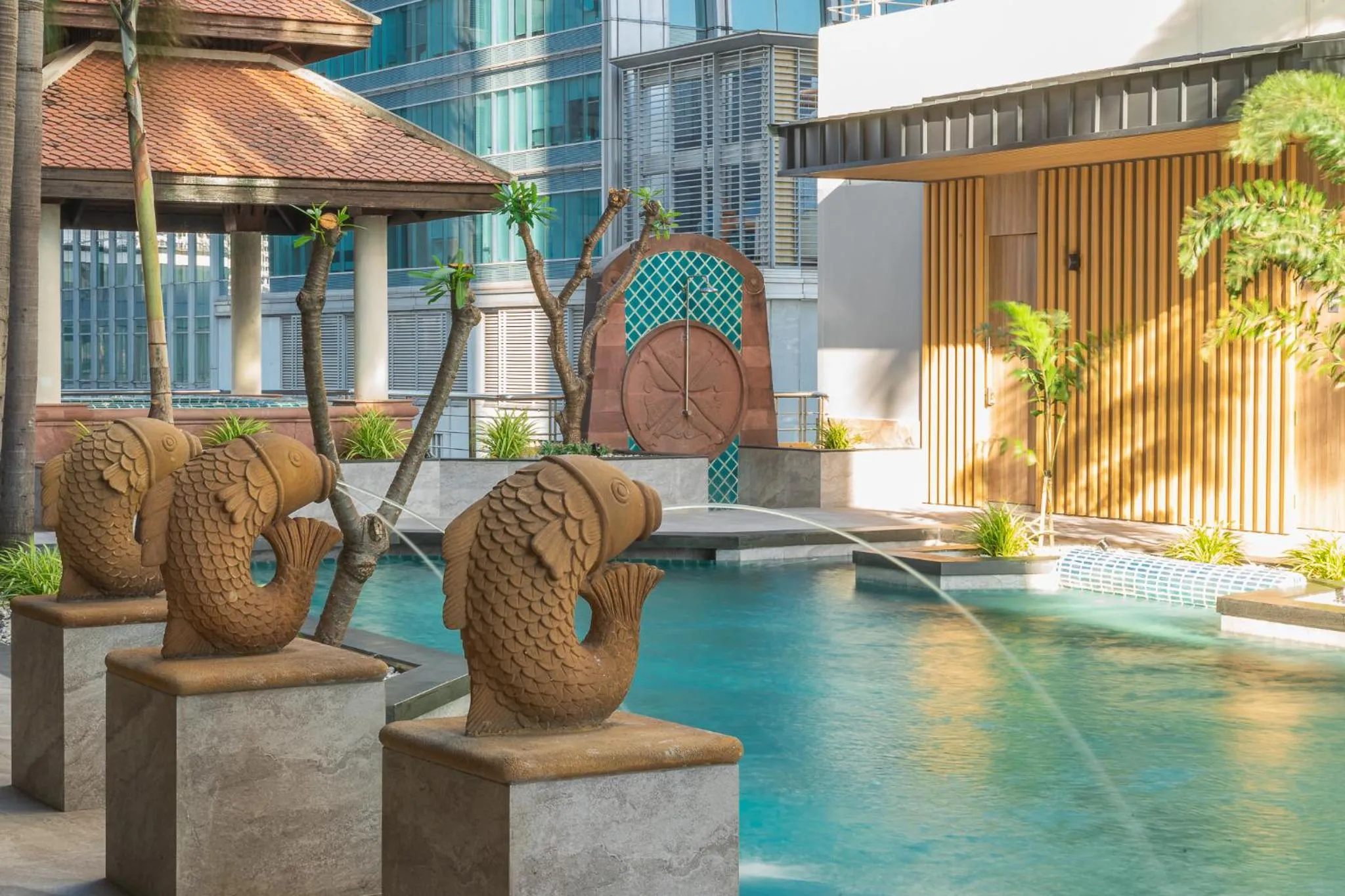 Swimming pool in Jasmine City Hotel