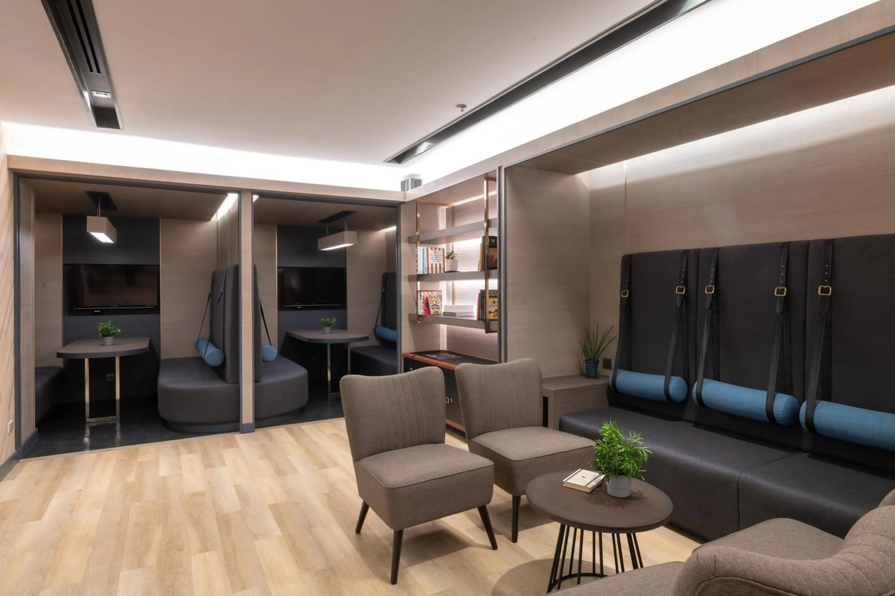 Library in Jasmine City Hotel