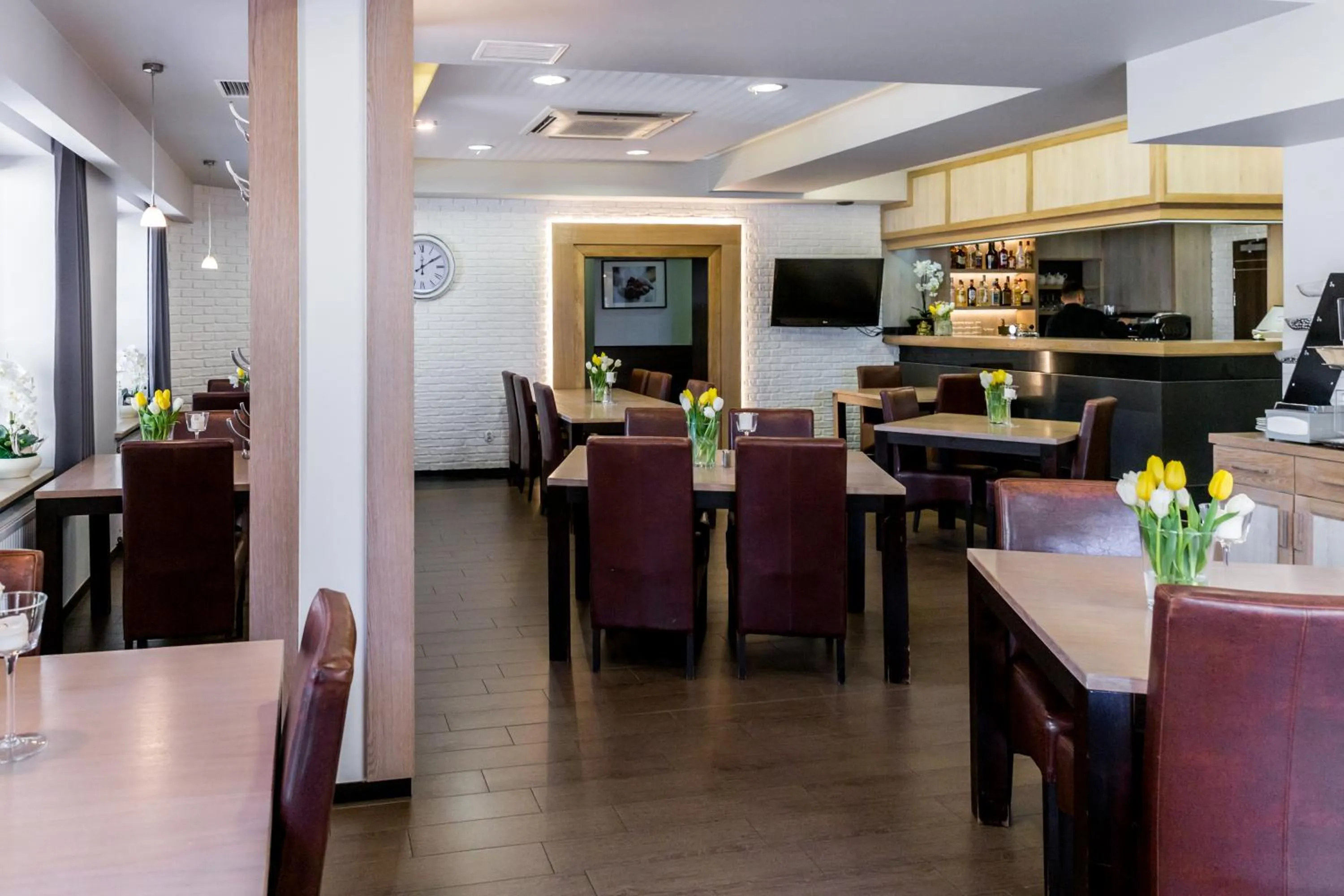 Restaurant/places to eat in Hotel Walewscy