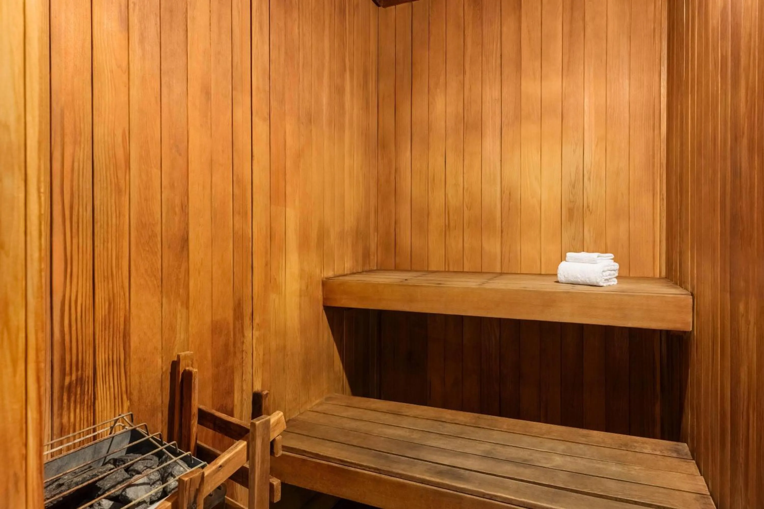 Spa and wellness centre/facilities in Baymont by Wyndham Branford/New Haven