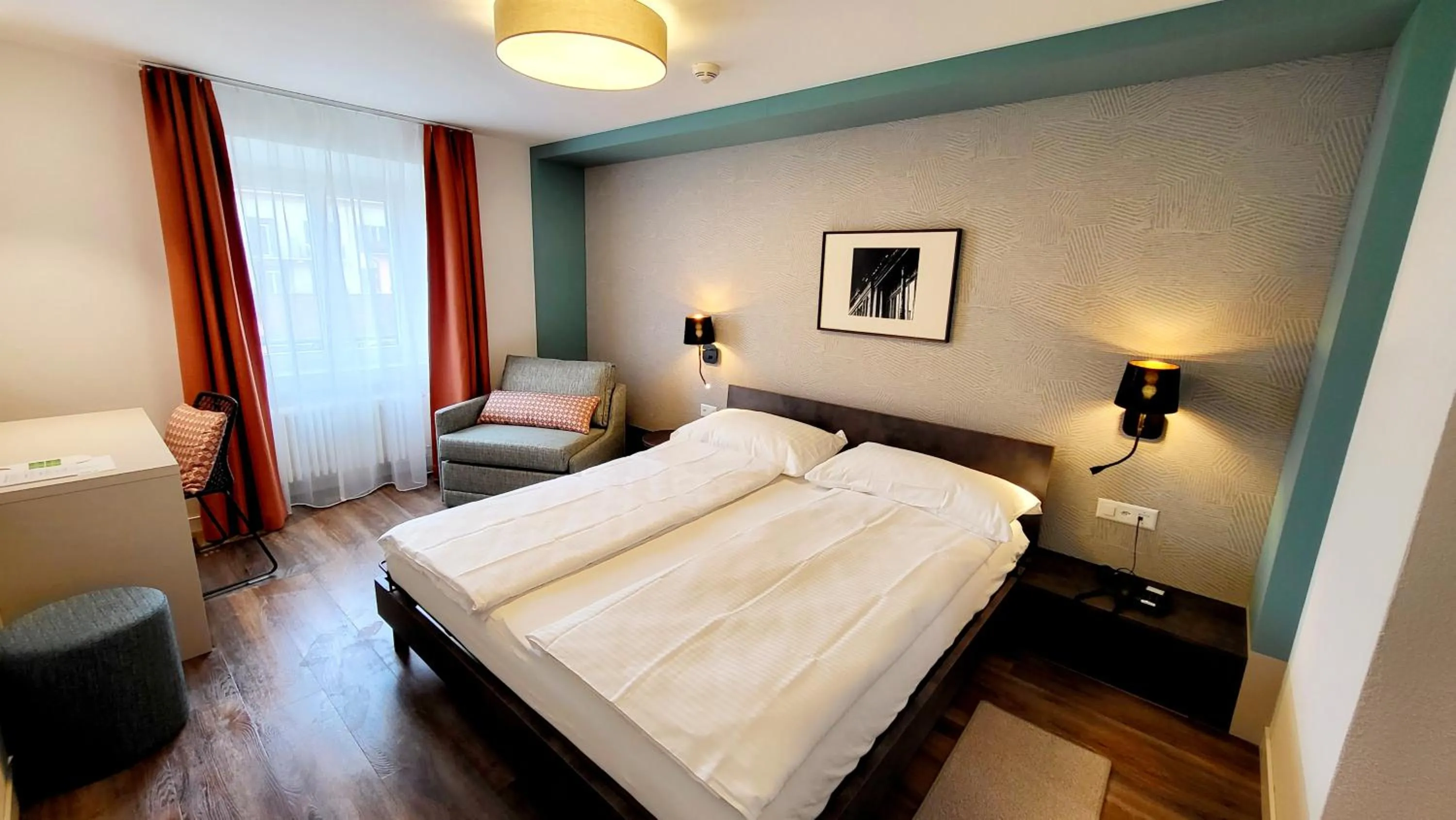 Bedroom, Bed in Hotel Pestalozzi Lugano