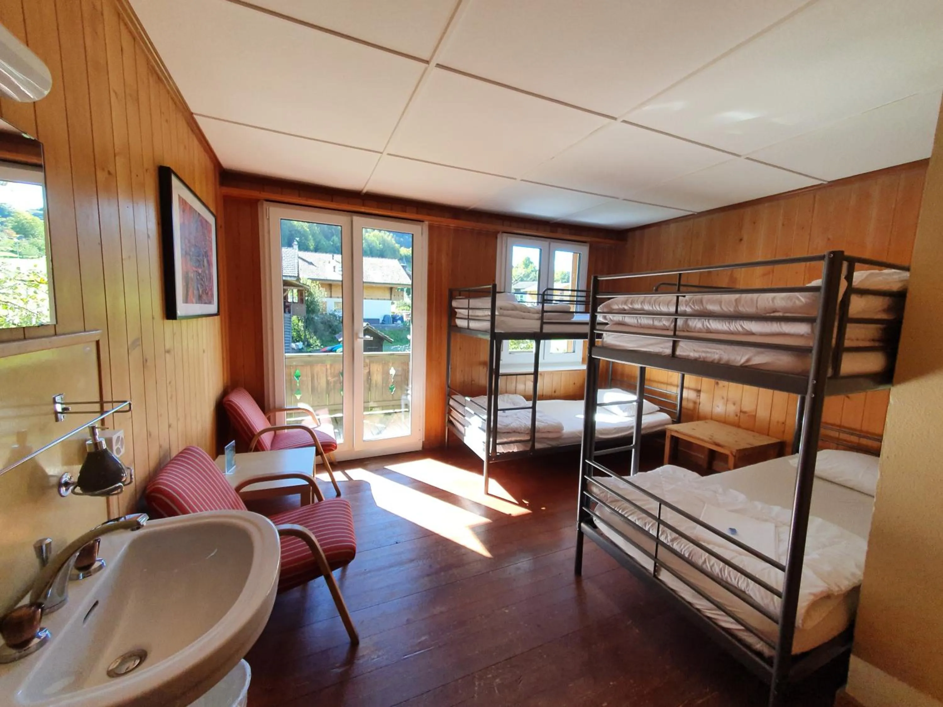 Photo of the whole room, Bed in Lake Lodge Hostel