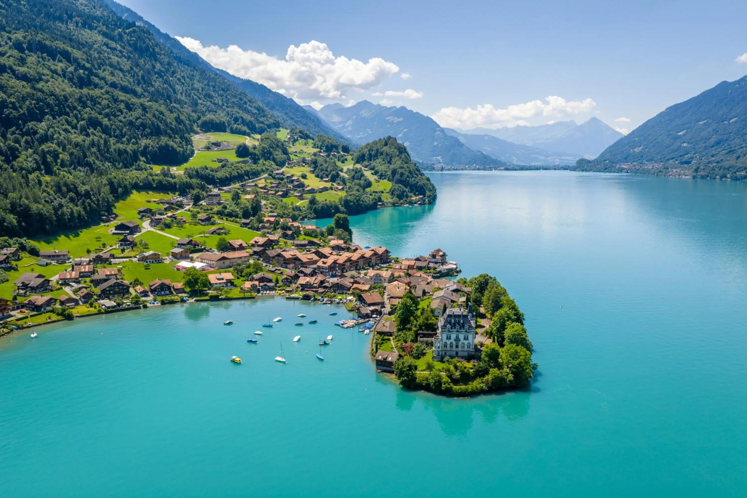 Natural landscape in Lake Lodge Hostel