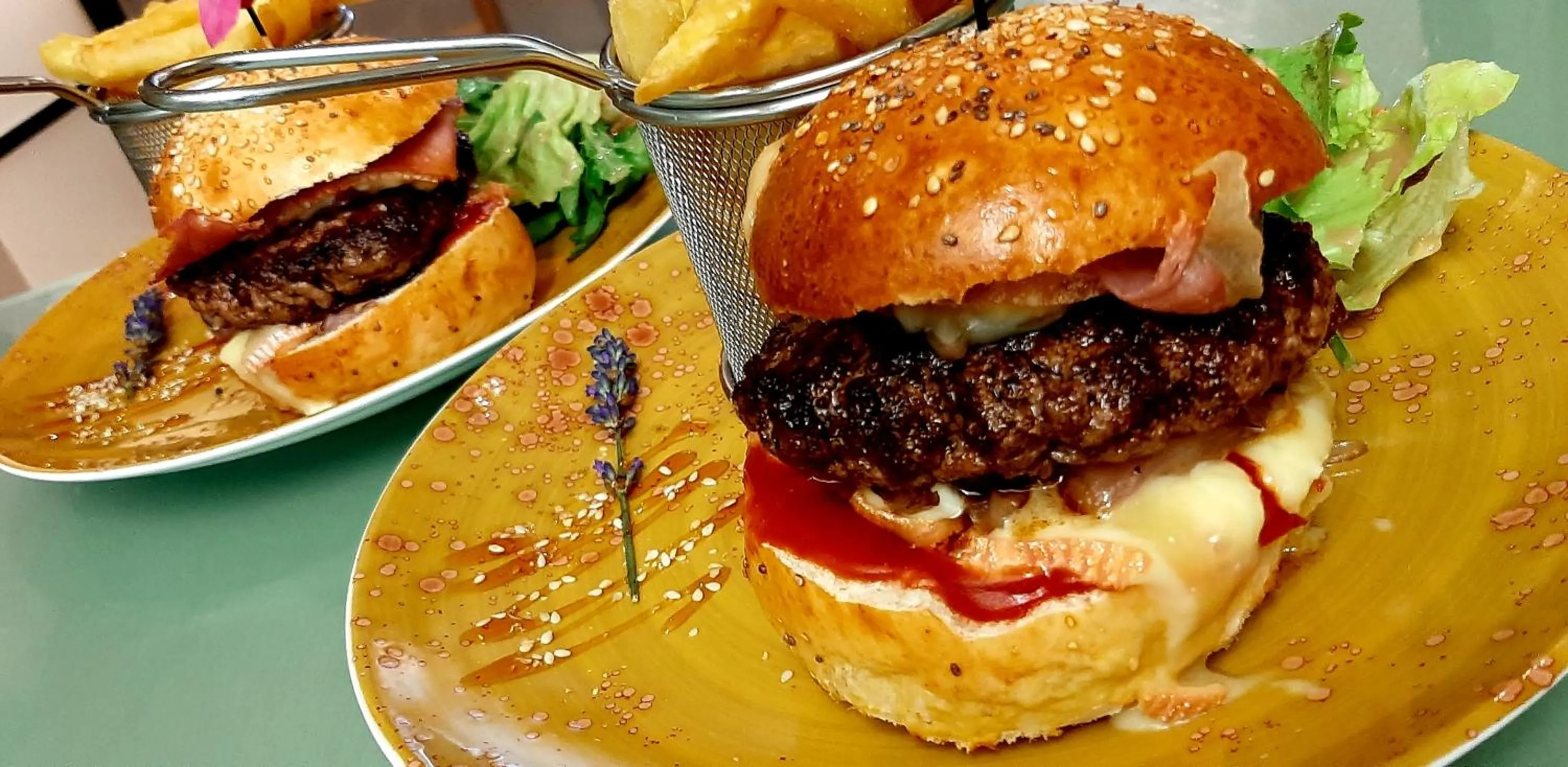 Restaurant/places to eat in Hôtel Restaurant L'Industrie