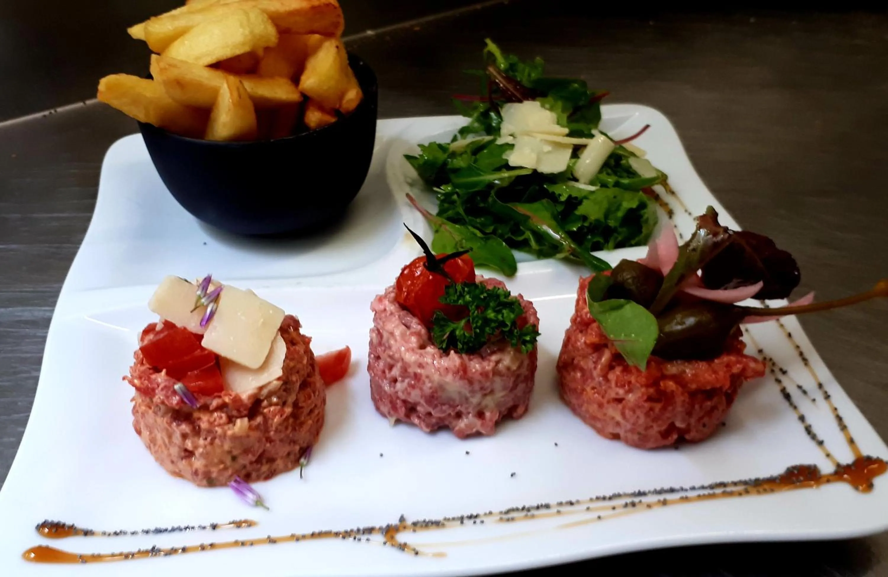 Restaurant/places to eat in Hôtel Restaurant L'Industrie