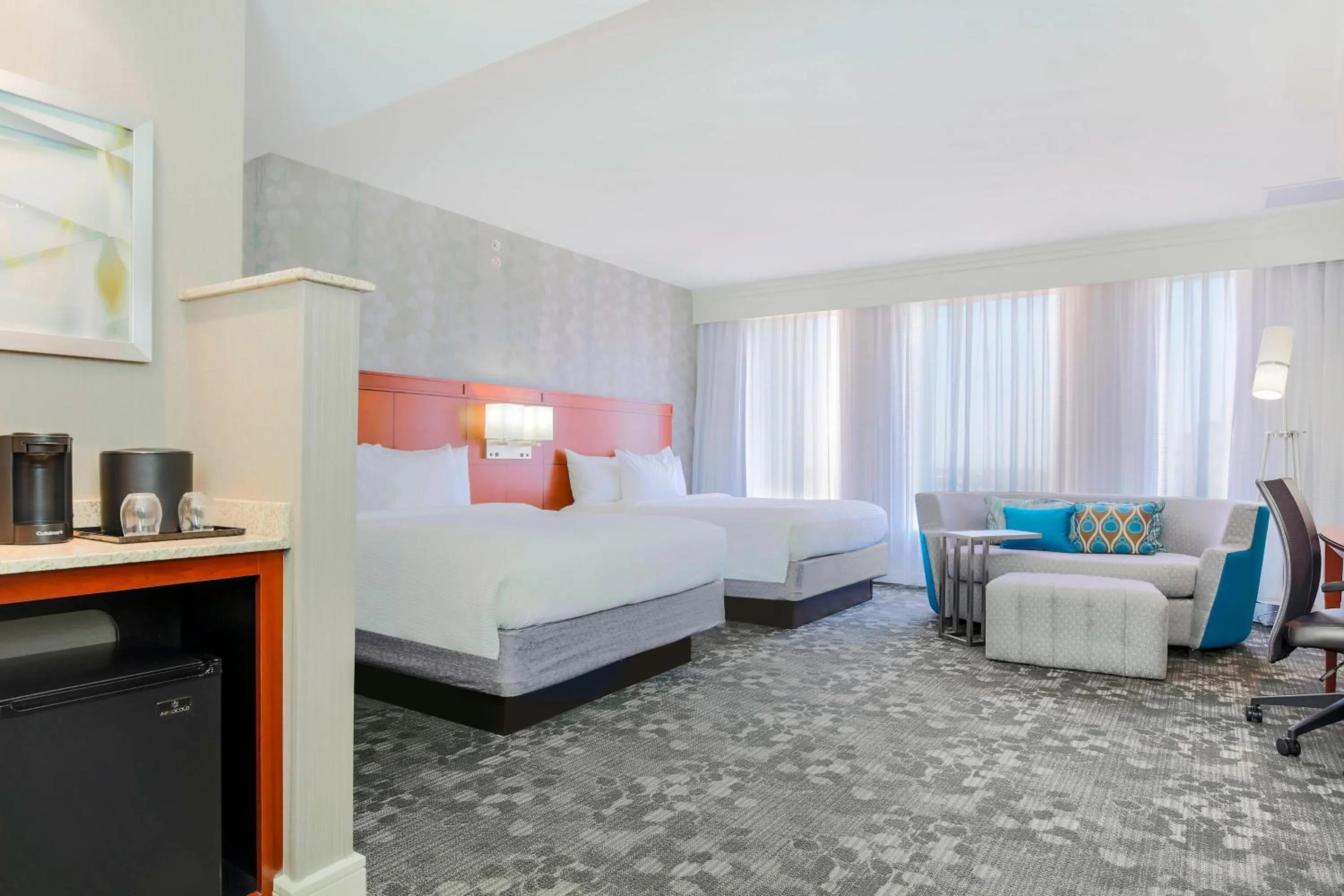 Photo of the whole room, Bed in Courtyard by Marriott Amarillo Downtown