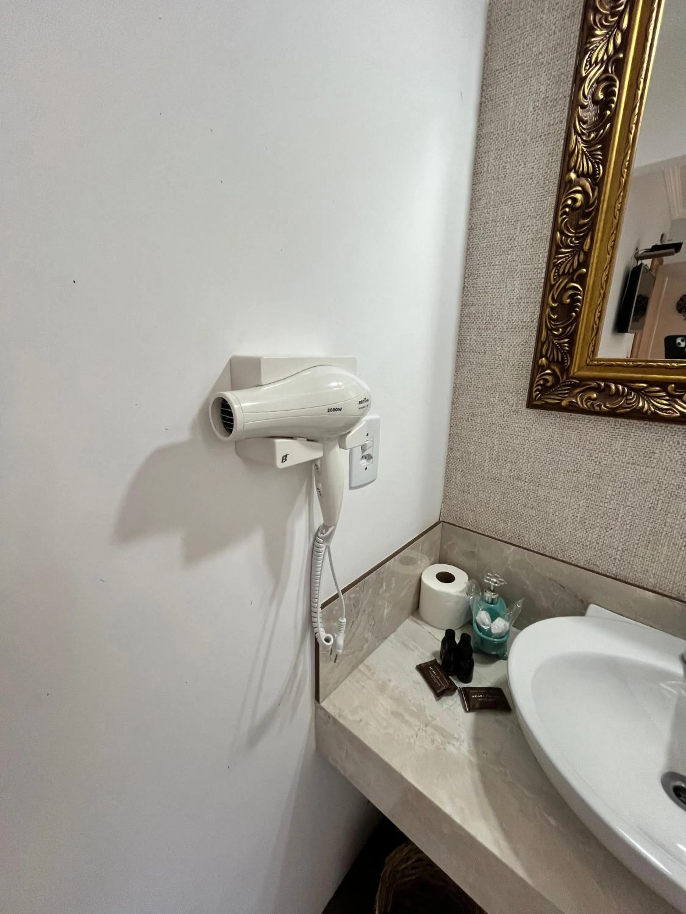 hair dryier in Pousada Paty´s Garden