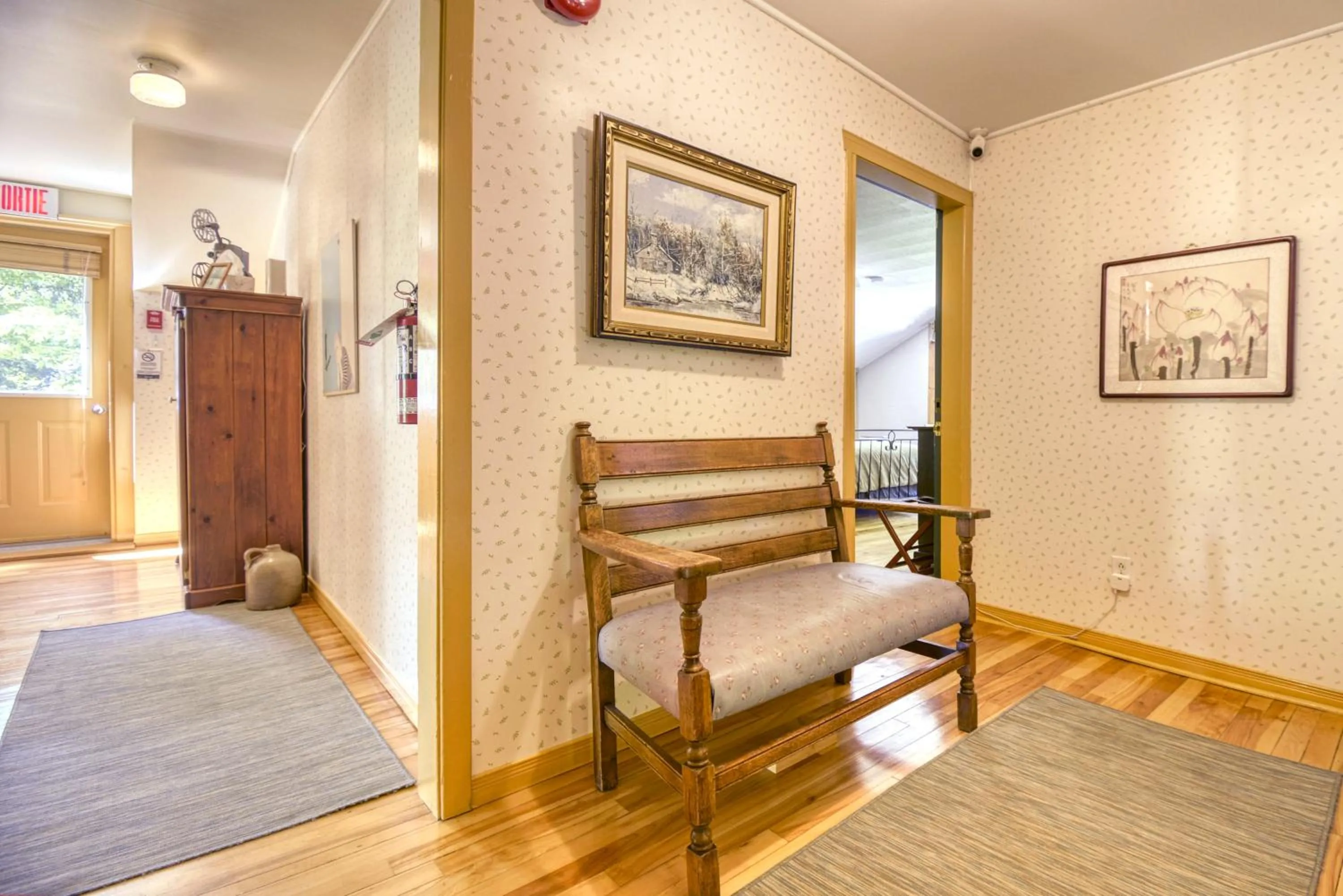 Auberge Le Lupin-Self Check-in