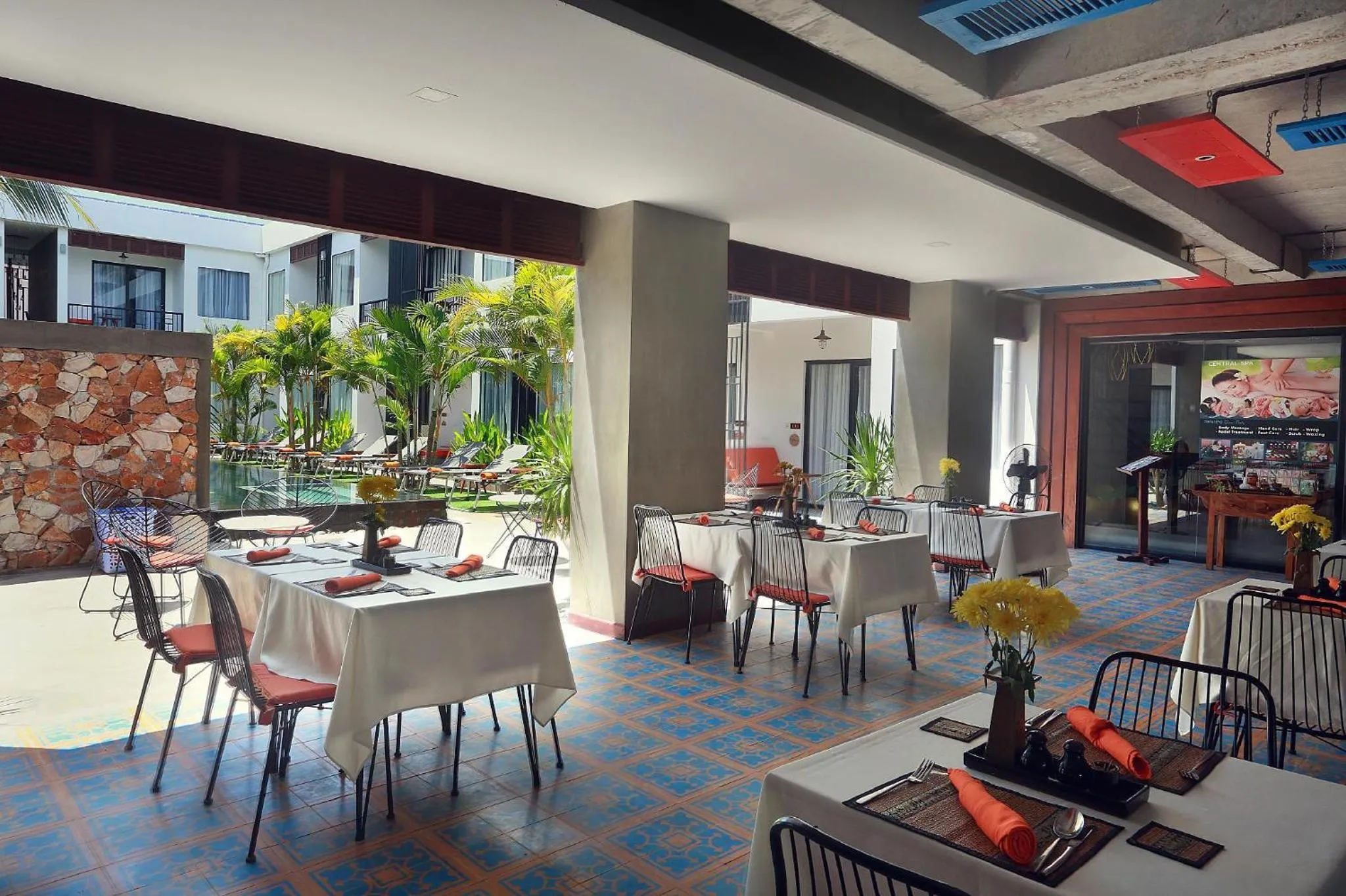 Restaurant/places to eat in Central Corner d'Angkor