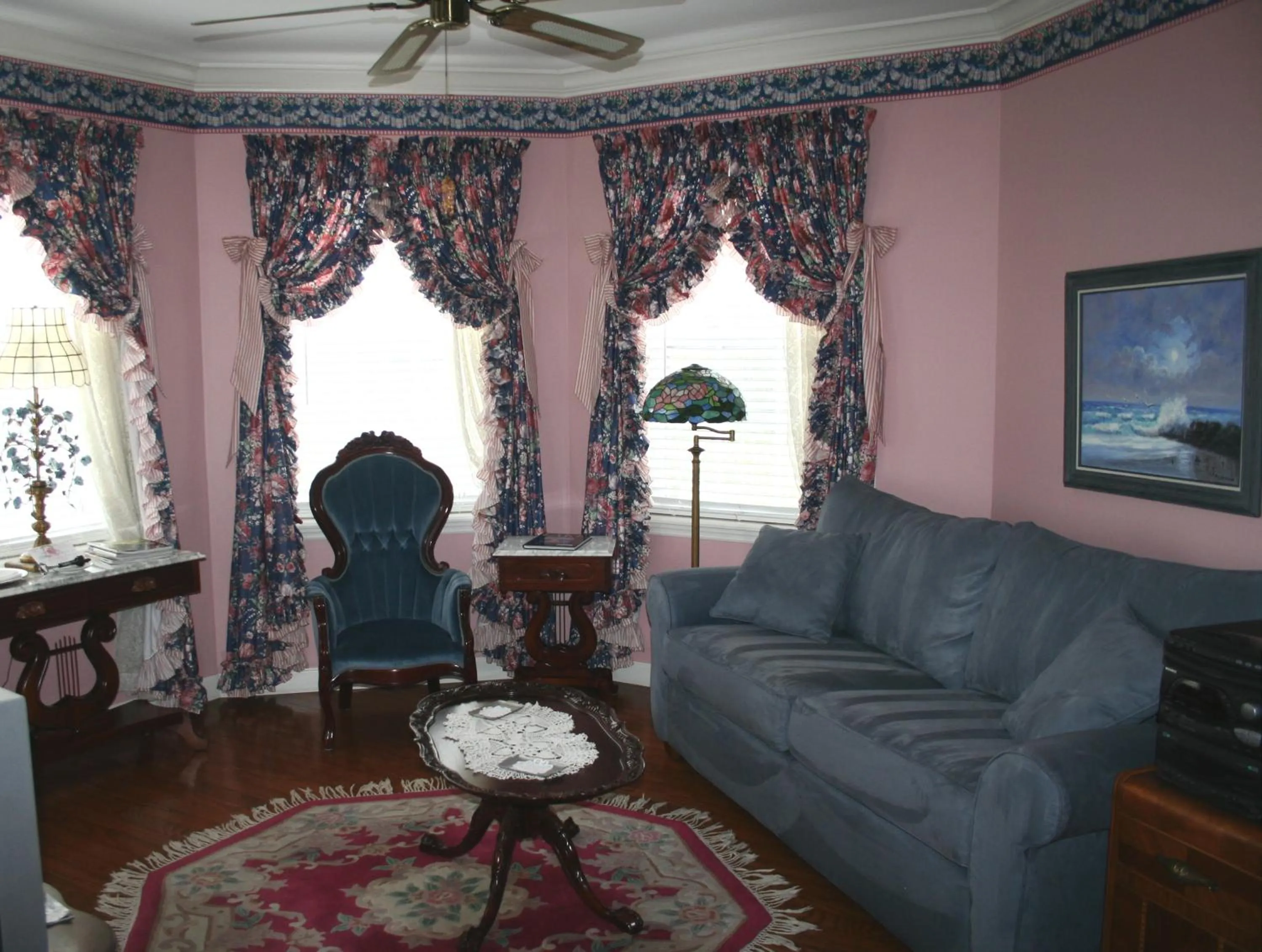 Heron Cay Lakeview Bed & Breakfast