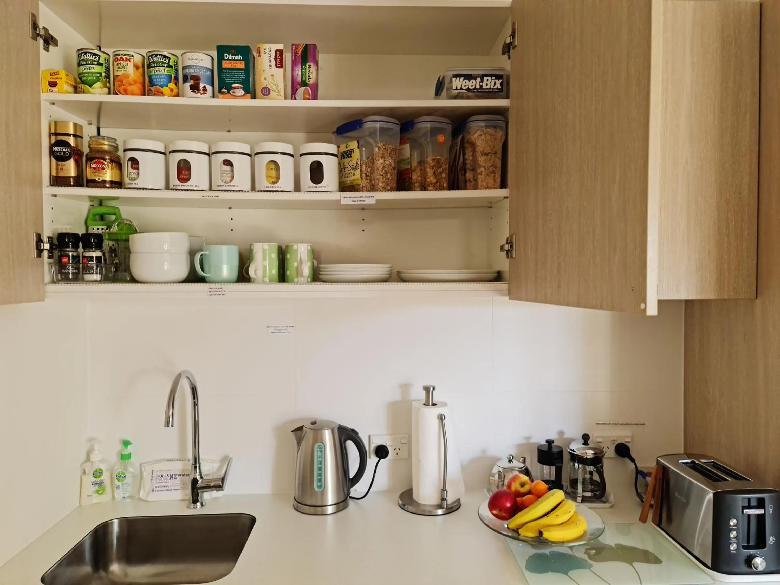 Coffee/tea facilities in Parnell Garden Suite