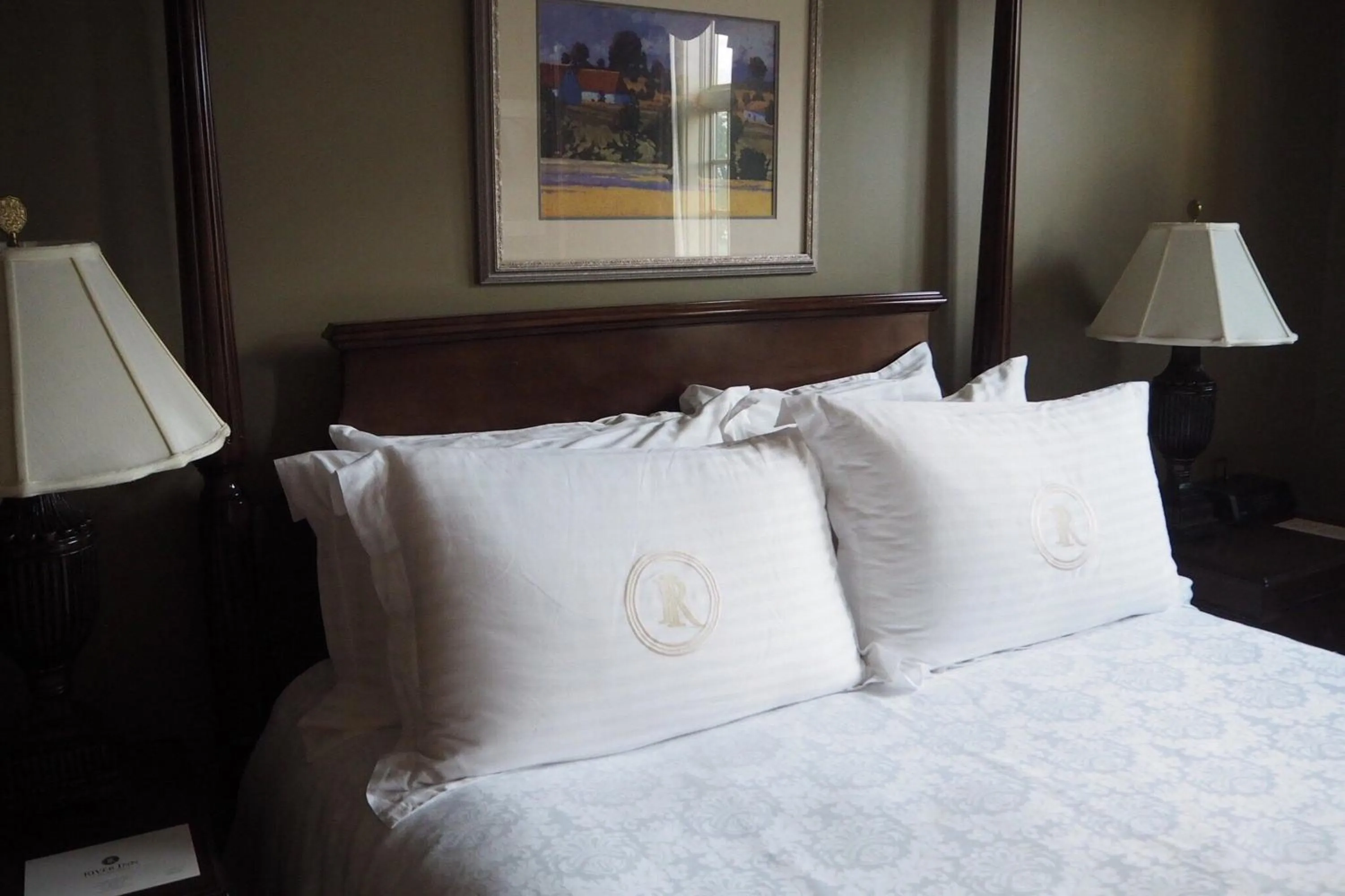 Bed in River Inn of Harbor Town