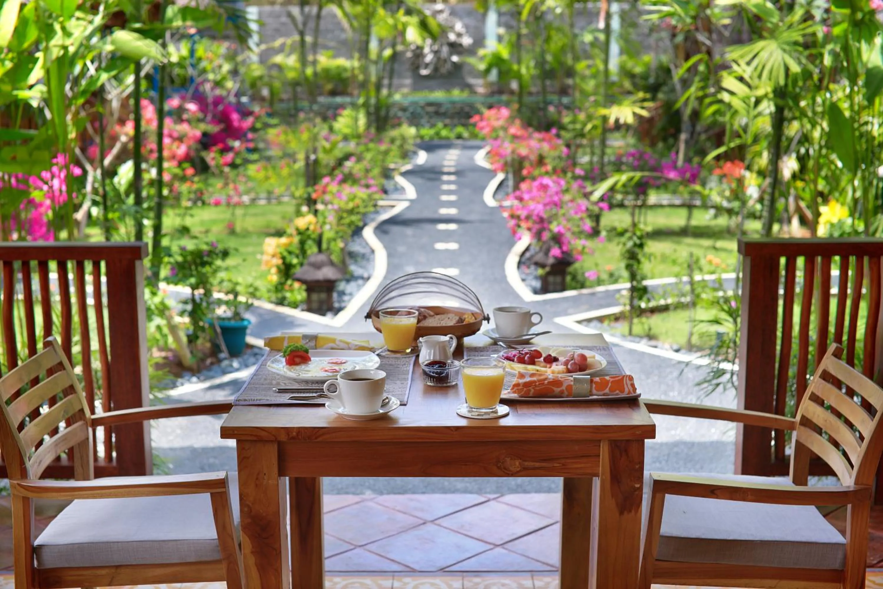 Breakfast in Uluwatu Lumbung Cottages