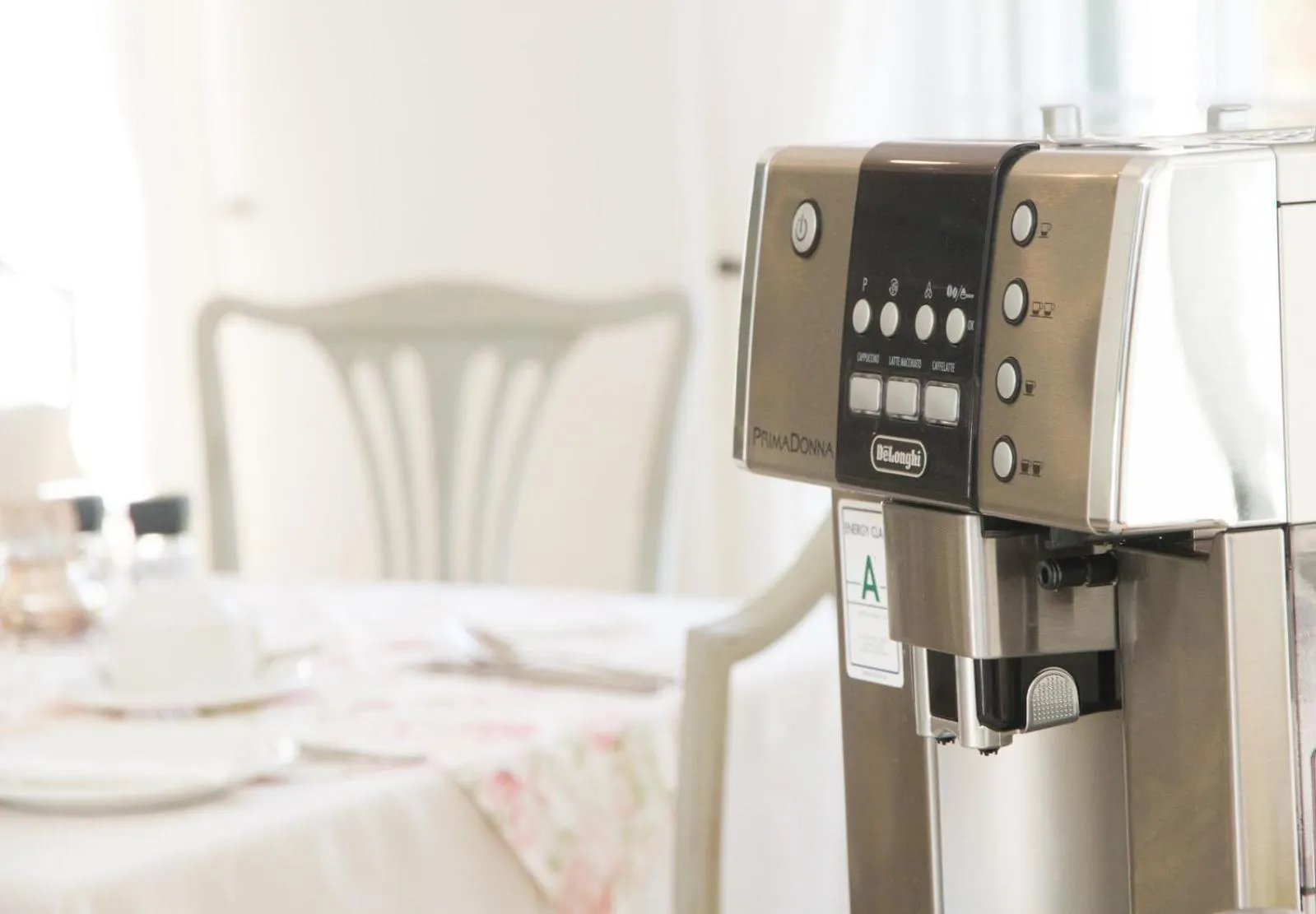 Coffee/tea facilities in Howards End Manor B&B