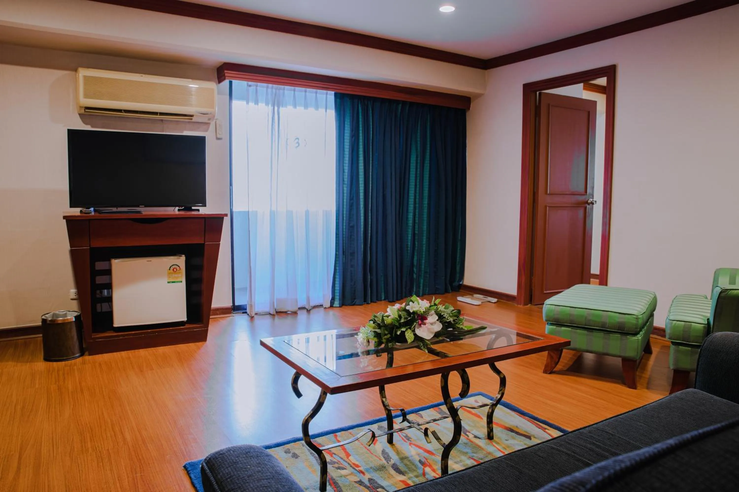 Living room in Baiyoke Suite Hotel