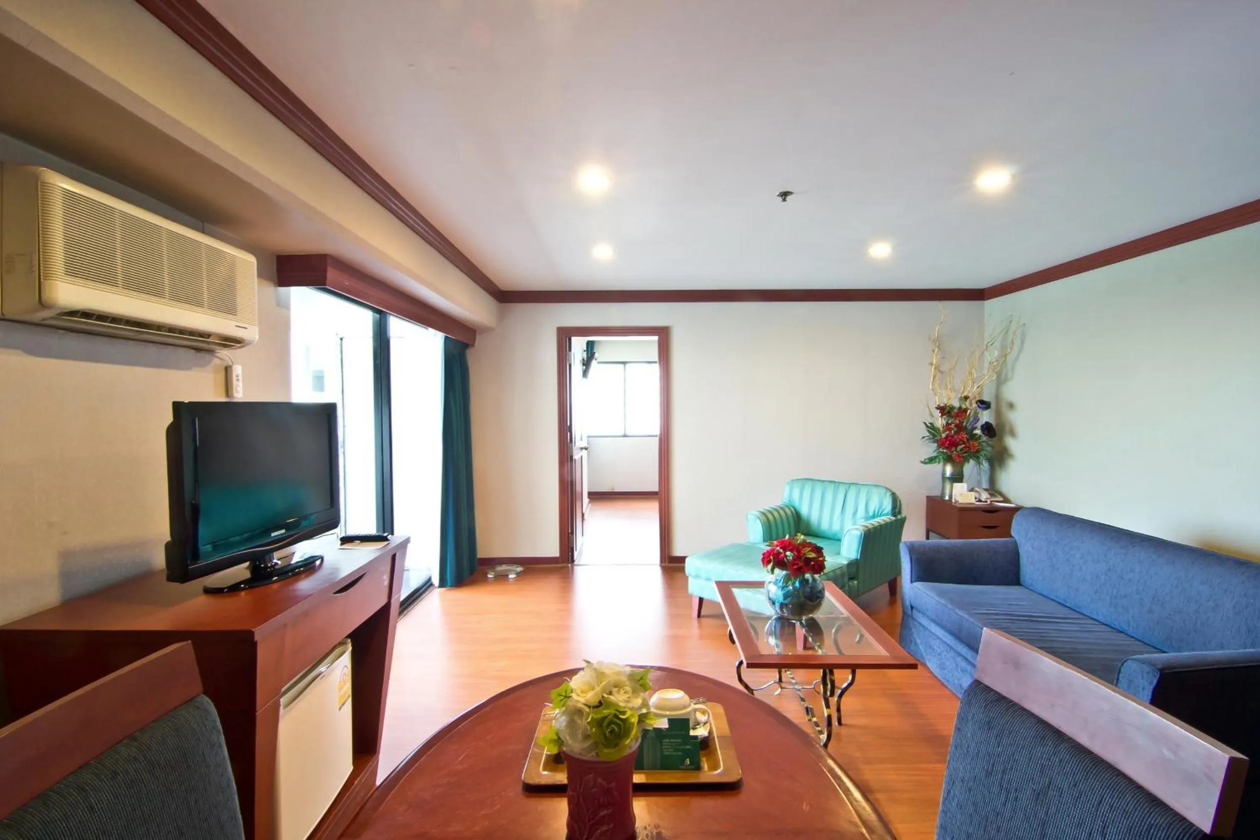 Living room in Baiyoke Suite Hotel
