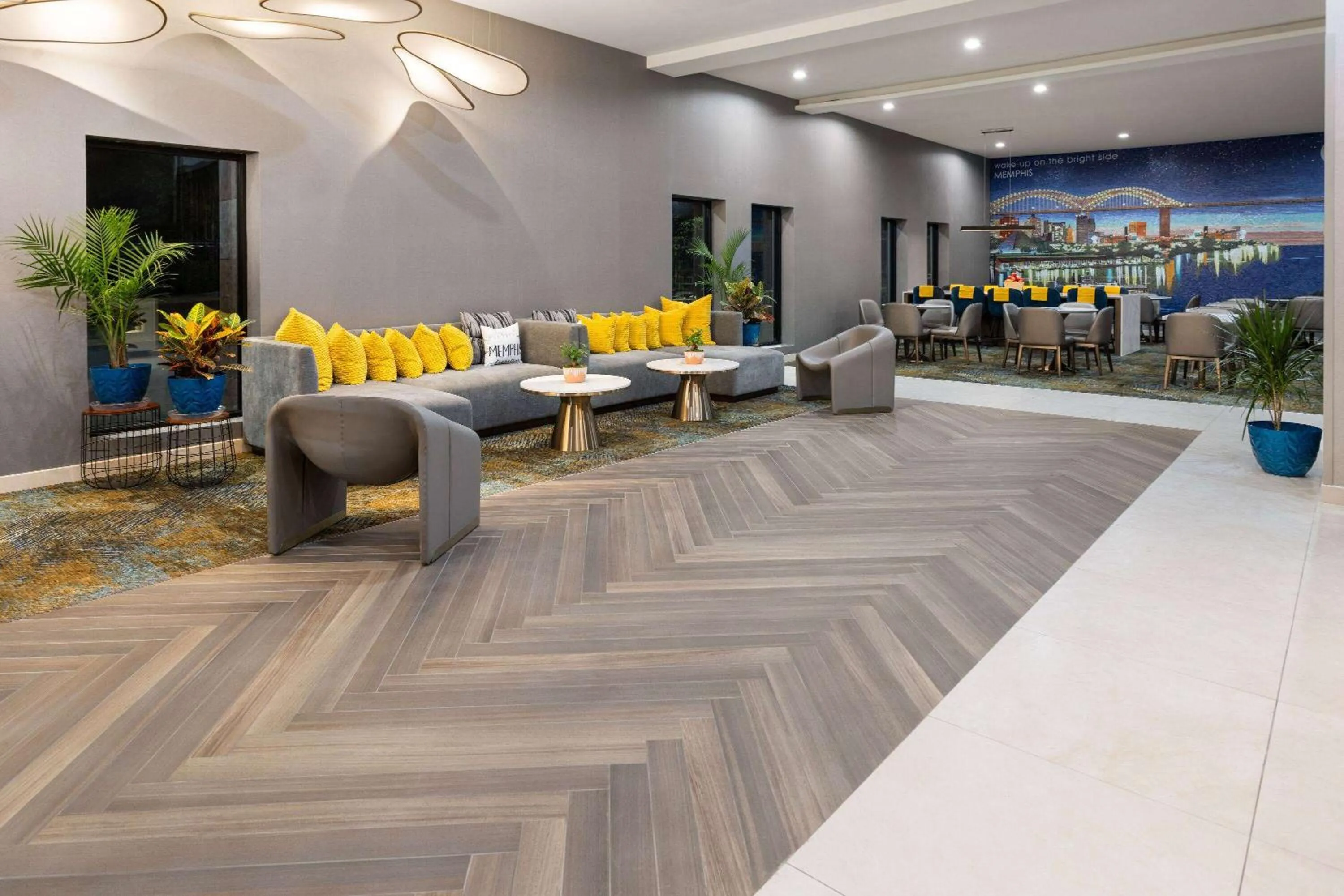 Lobby or reception in La Quinta Inn & Suites by Wyndham Memphis I-240