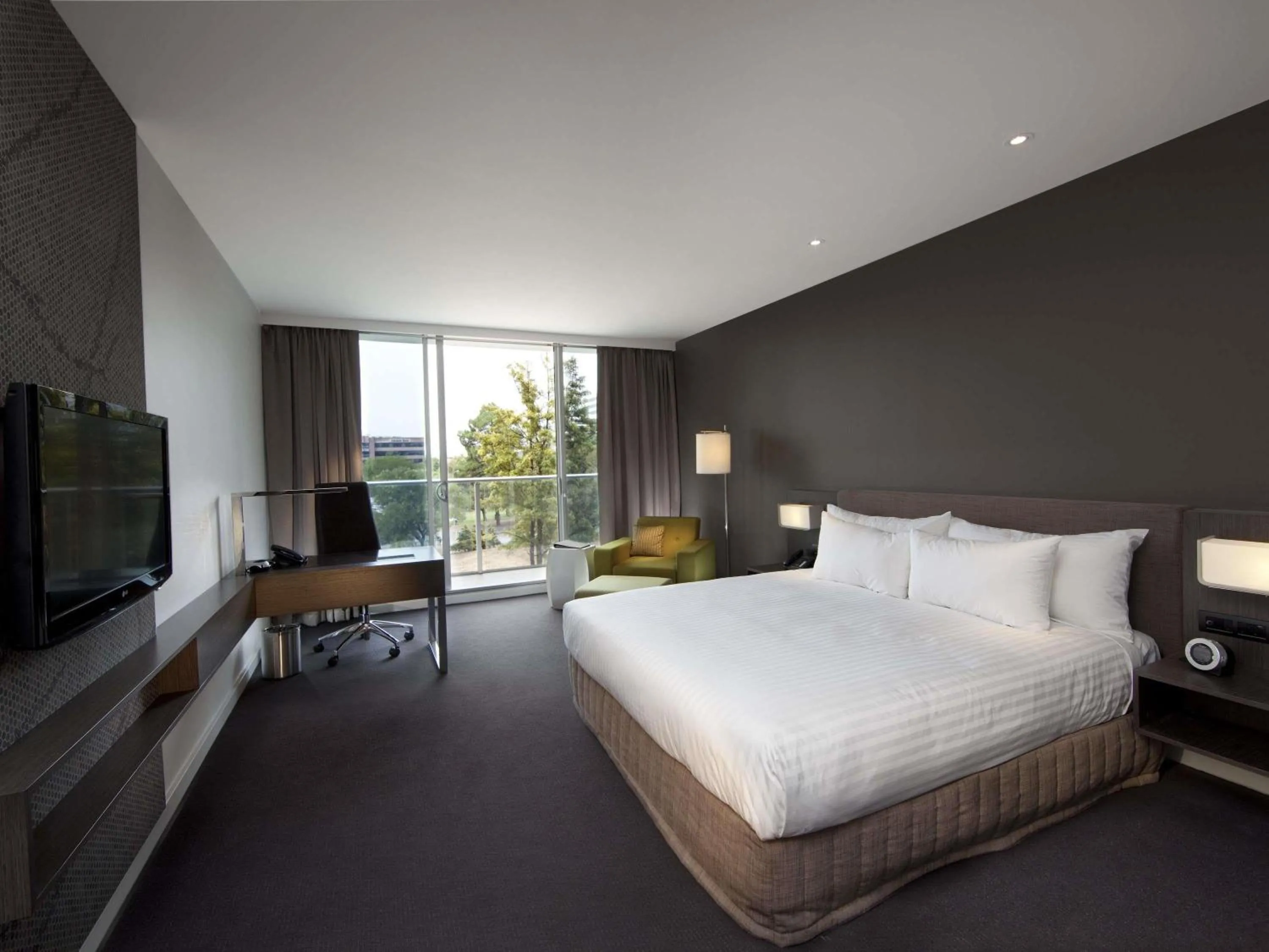 Bedroom, Bed in Pullman Adelaide