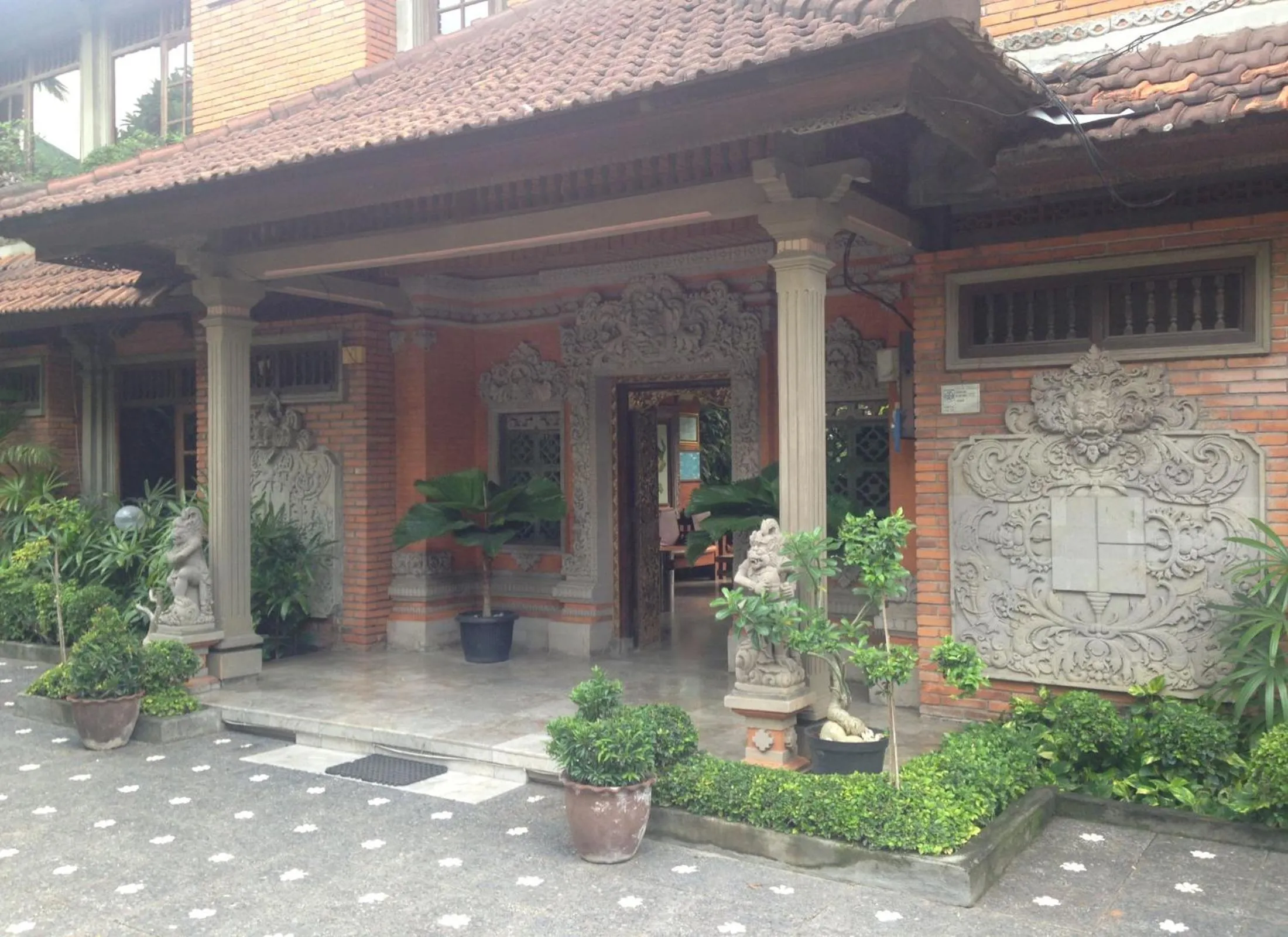 Facade/entrance in Dewa Bharata Bungalows Candidasa