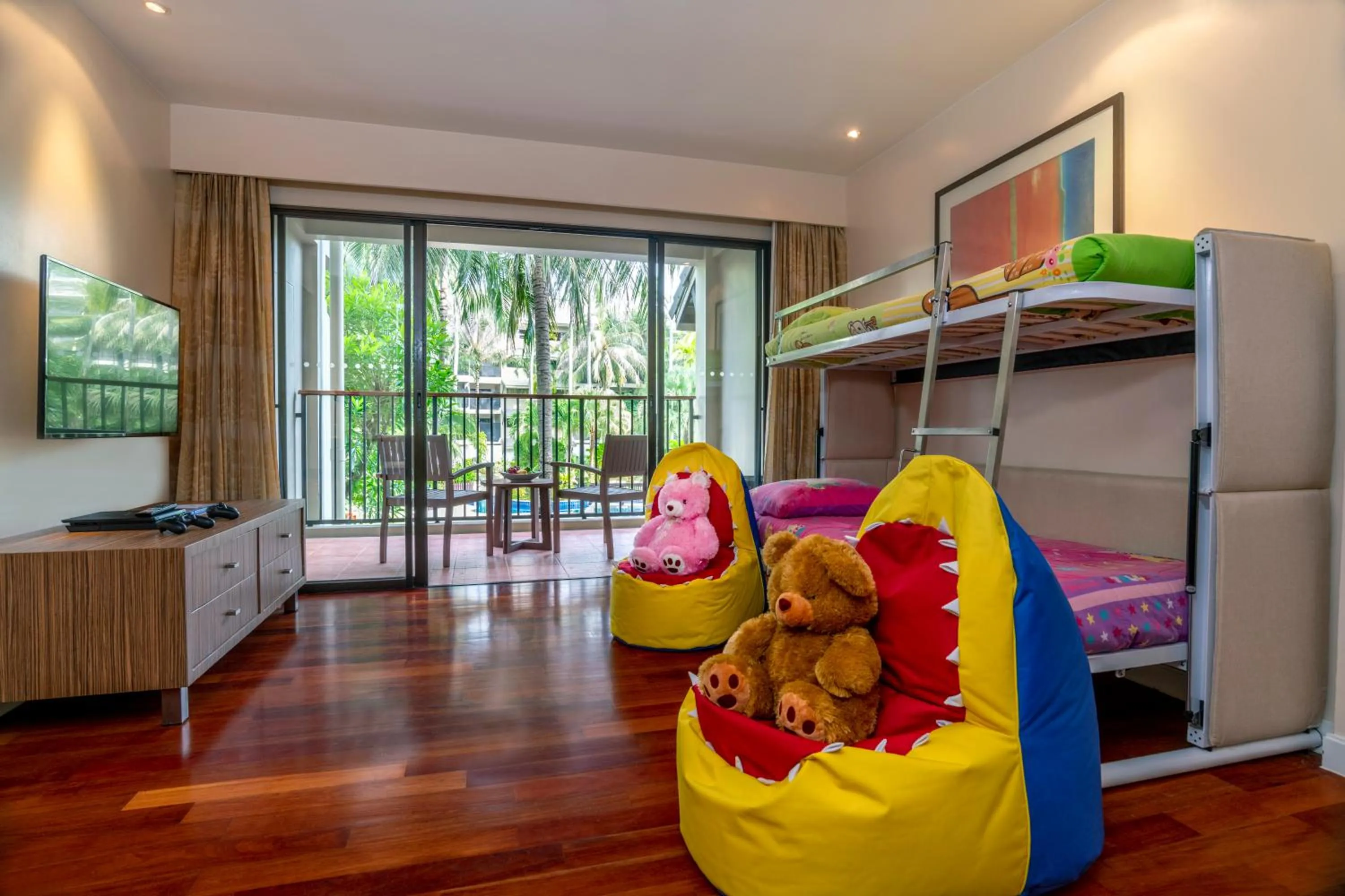 Decorative detail, Bed in Destination Resorts Phuket Surin Beach - SHA Extra Plus