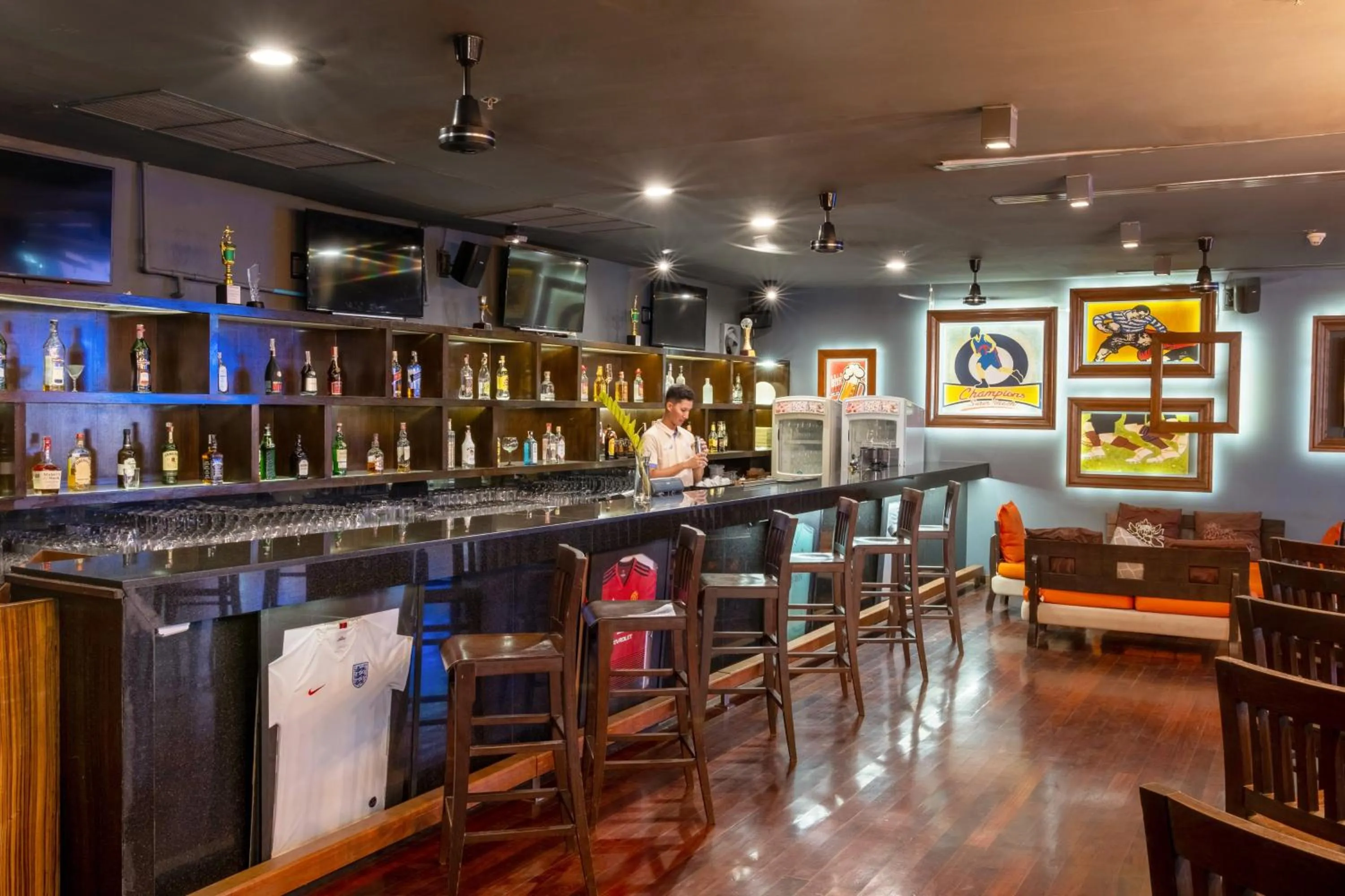 Lounge or bar, Lounge/Bar in Destination Resorts Phuket Surin Beach - SHA Extra Plus