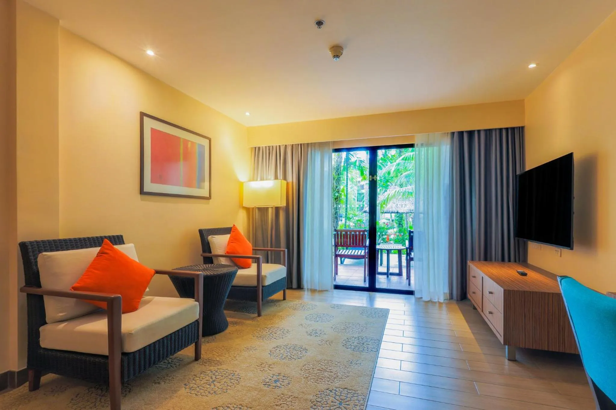 Photo of the whole room in Holiday Inn Resort Phuket Surin Beach, an IHG Hotel