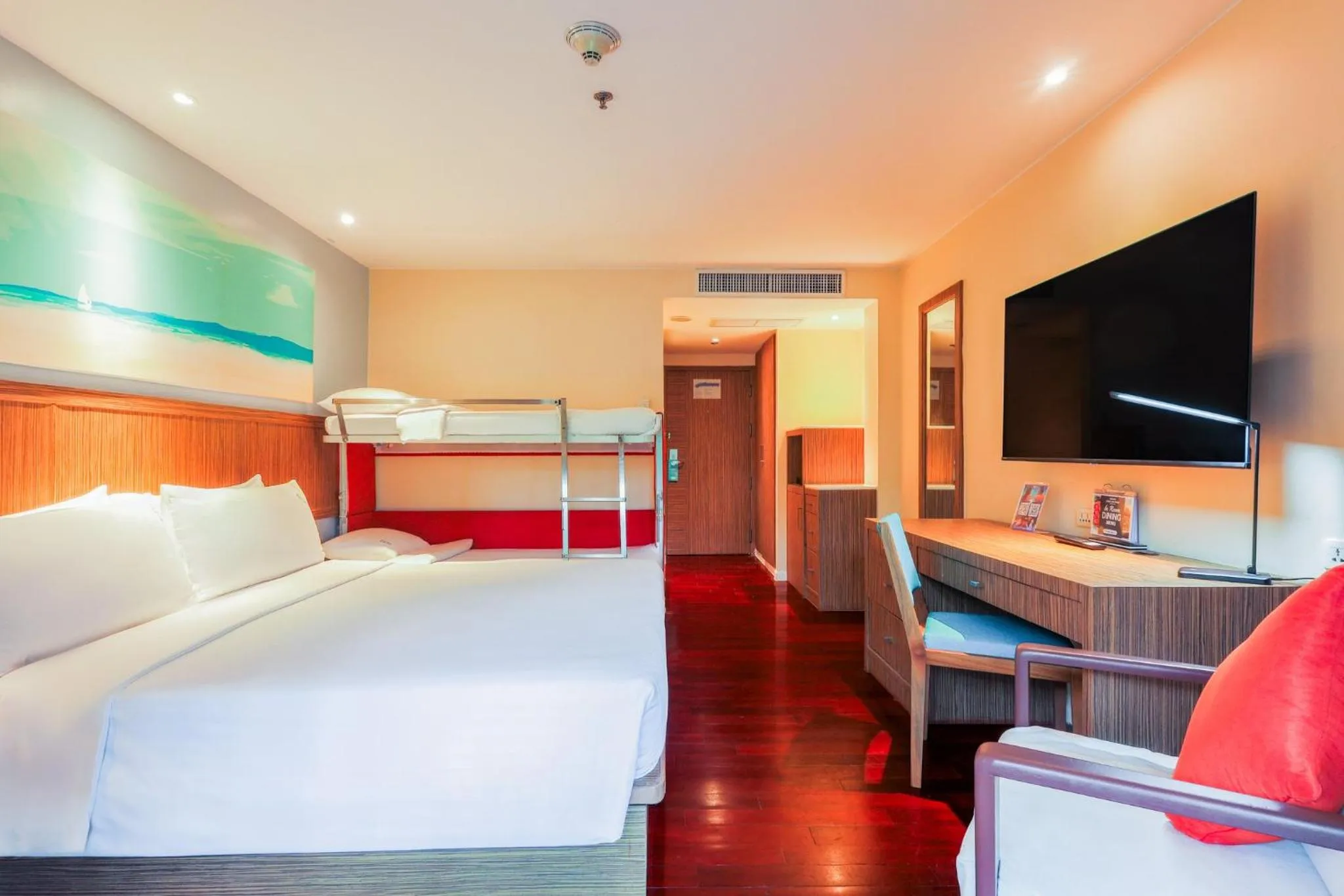 Photo of the whole room, Bed in Holiday Inn Resort Phuket Surin Beach, an IHG Hotel