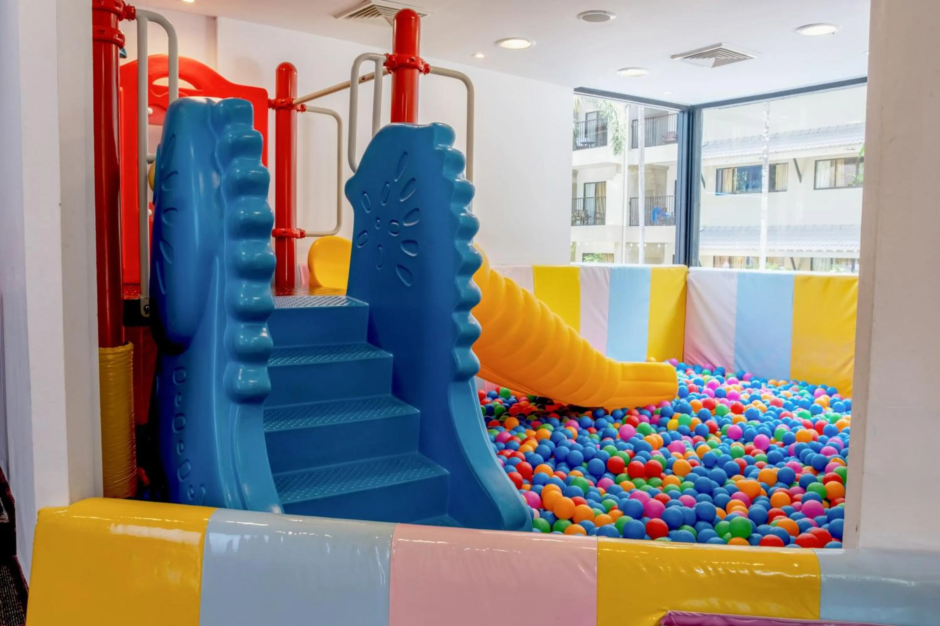 Area and facilities in Destination Resorts Phuket Surin Beach - SHA Extra Plus