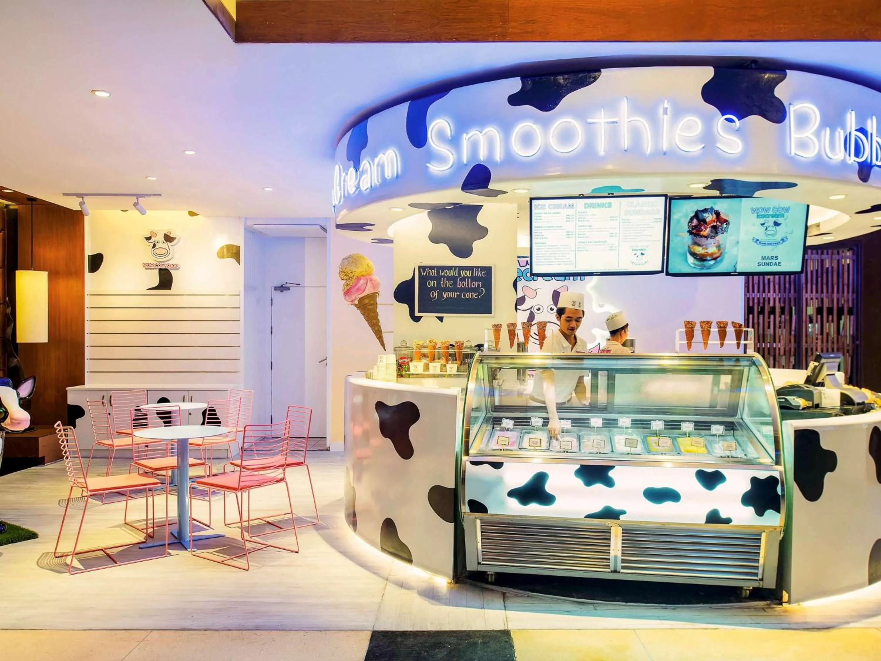 Restaurant/places to eat in Destination Resorts Phuket Surin Beach - SHA Extra Plus