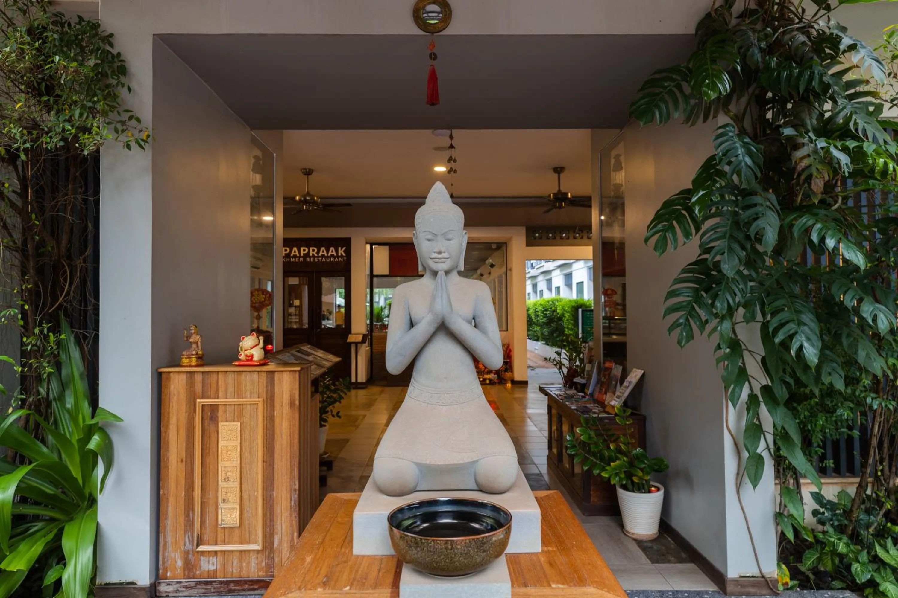 Decorative detail in Green Amazon Residence