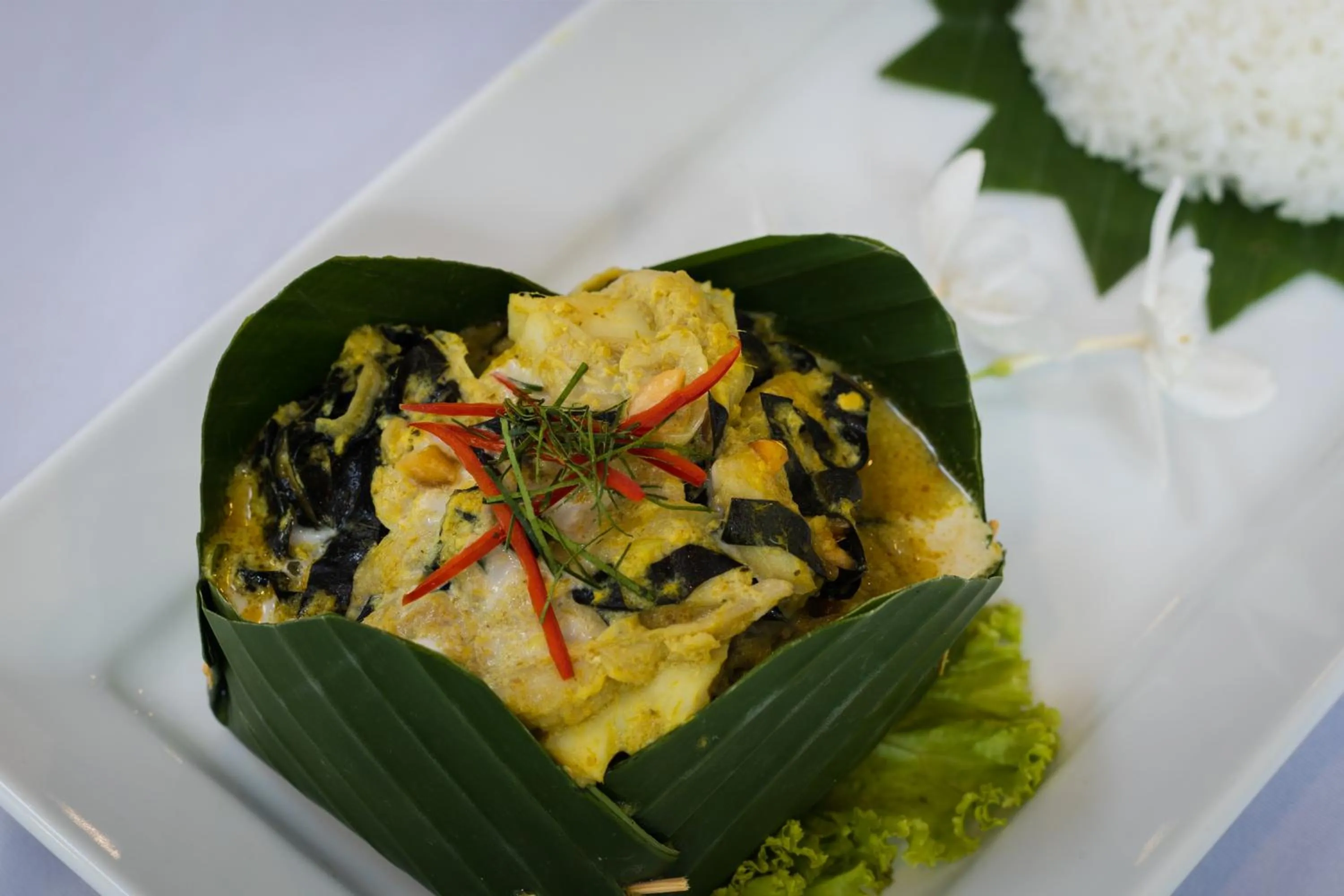 Restaurant/places to eat in Green Amazon Residence